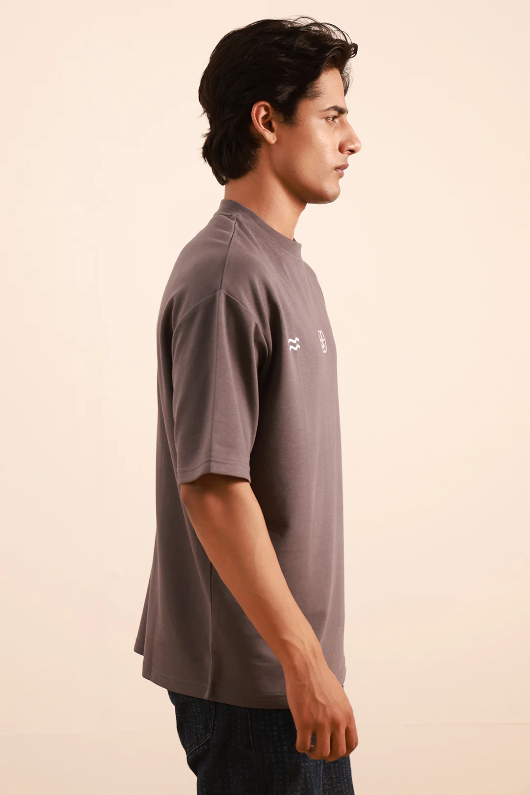Oversized Graphic T-Shirt - 4015 - Image 2