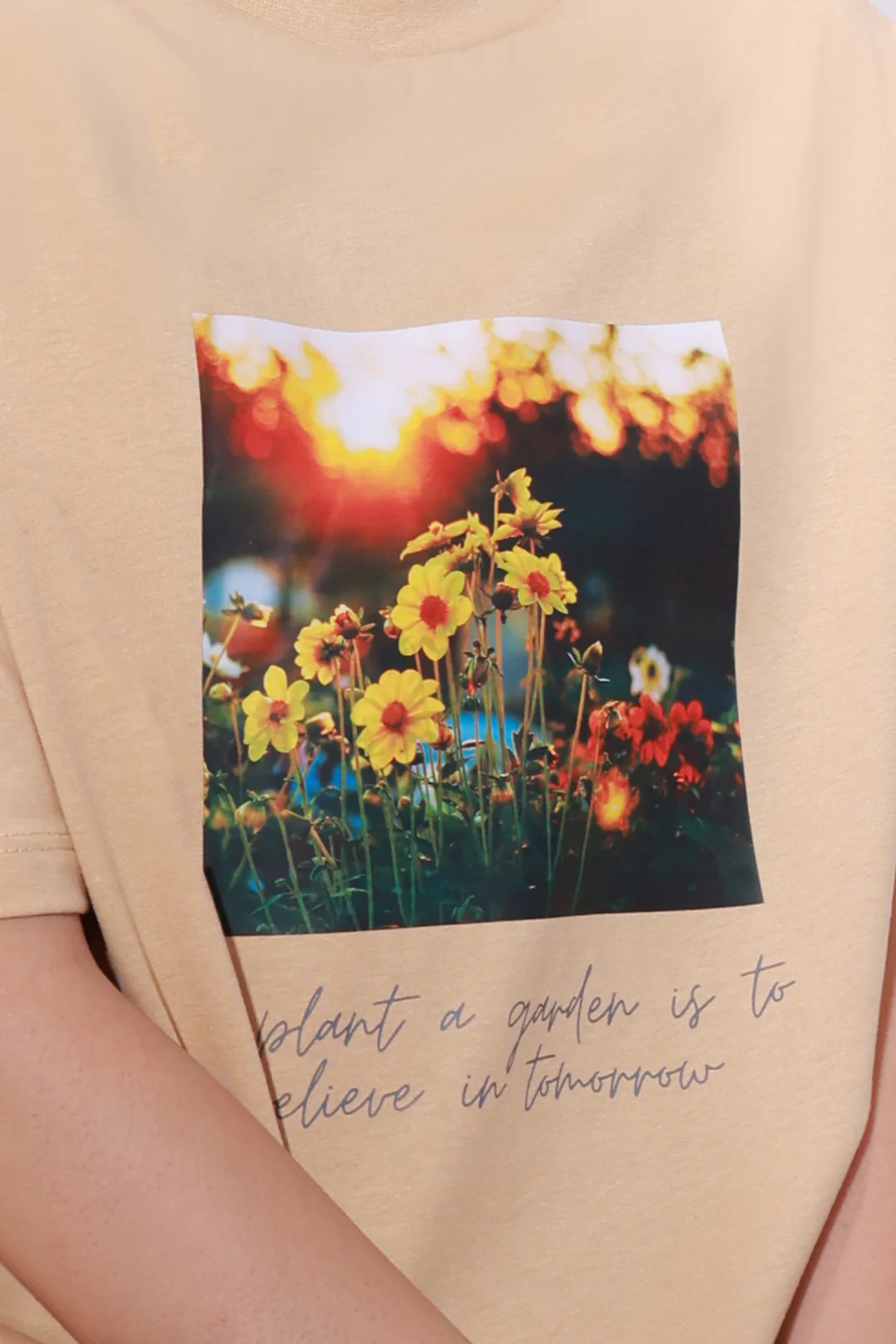 Graphic T-Shirt - 041 - Image 3