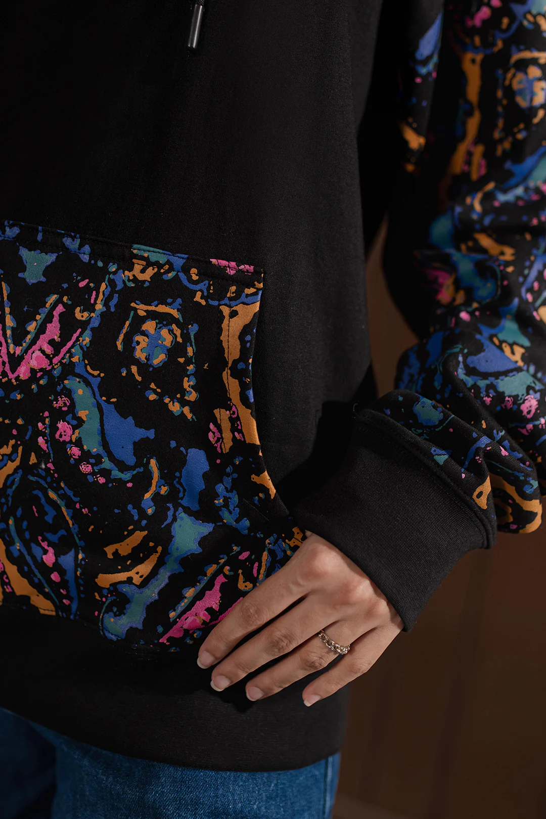 Graphic Hoodie - 4004 - Image 4