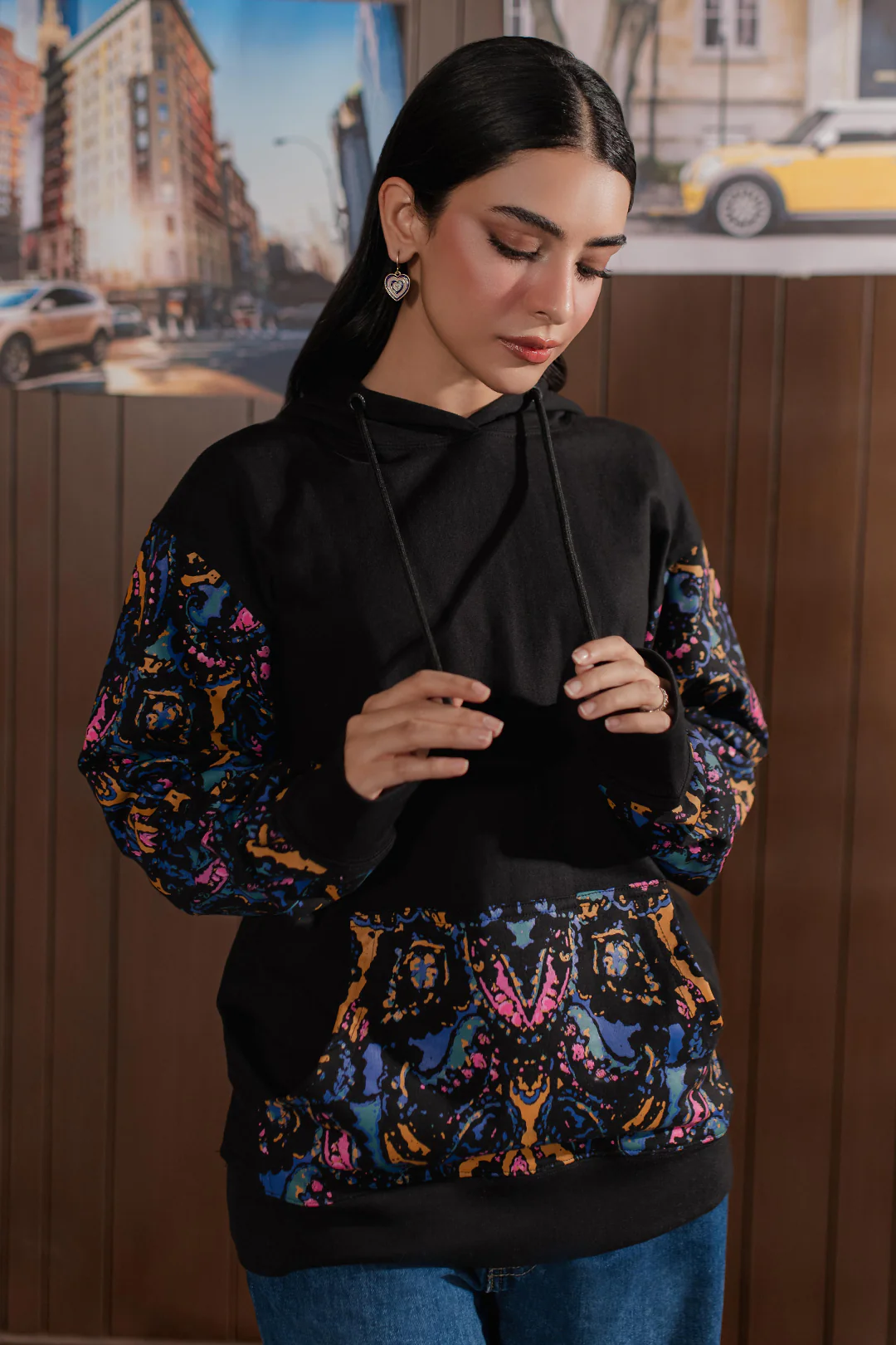 Graphic Hoodie - 4004 - Image 7