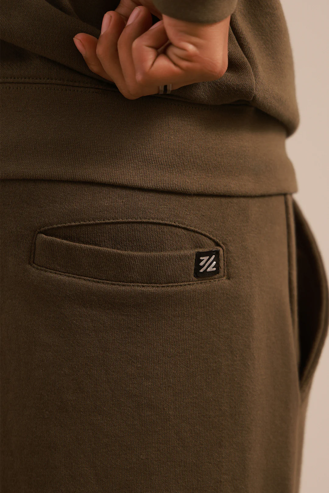 Knitted Straight Pant - 5001 - Image 2