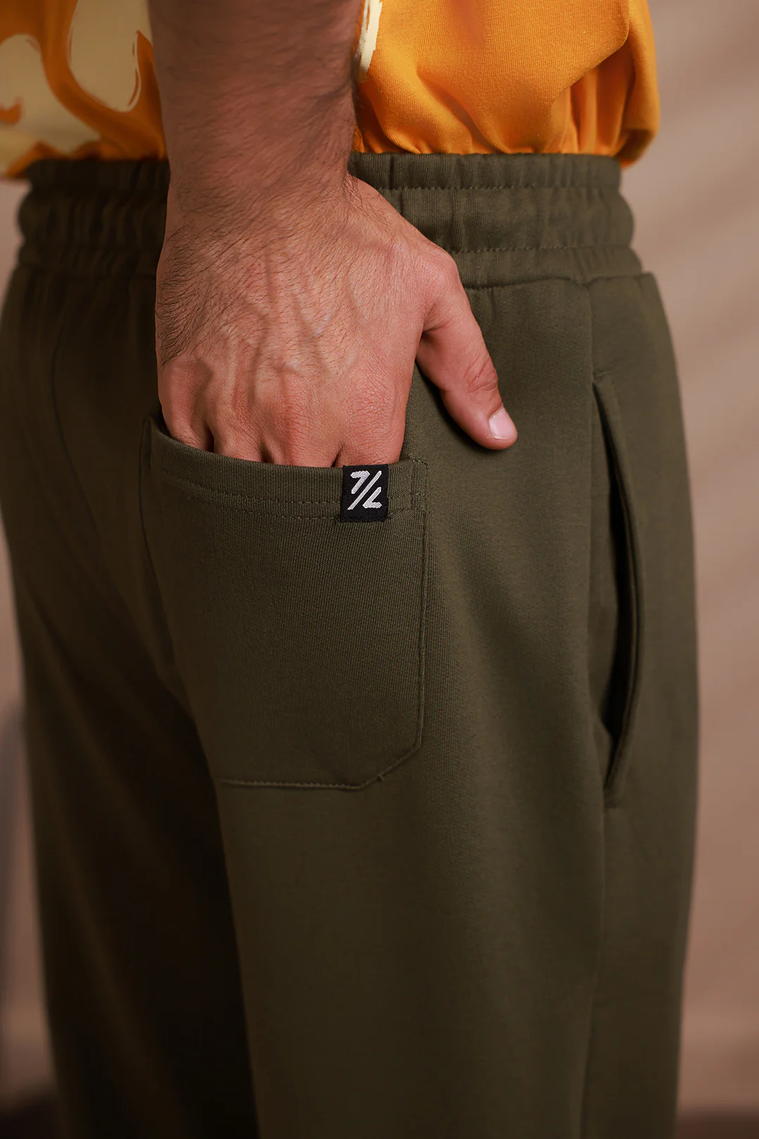 Knitted Relaxed-Cuff Pant - 5003 - Image 3