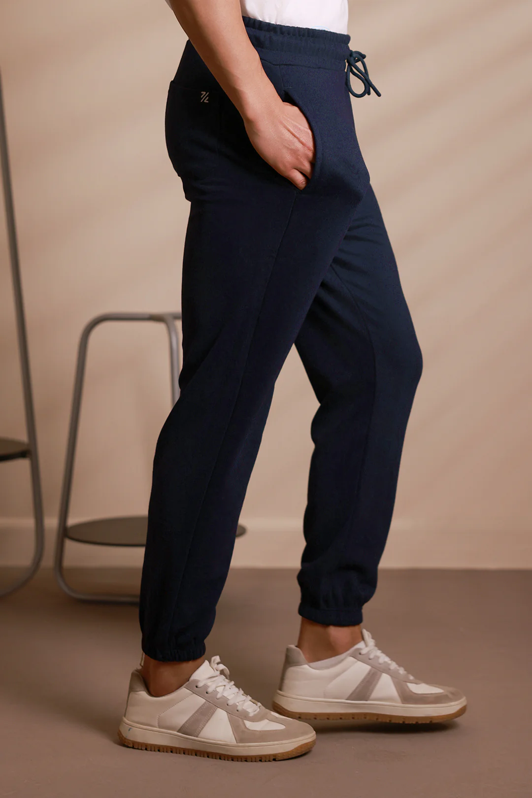 Knitted Relaxed-Cuff Pant - 5003 - Image 4