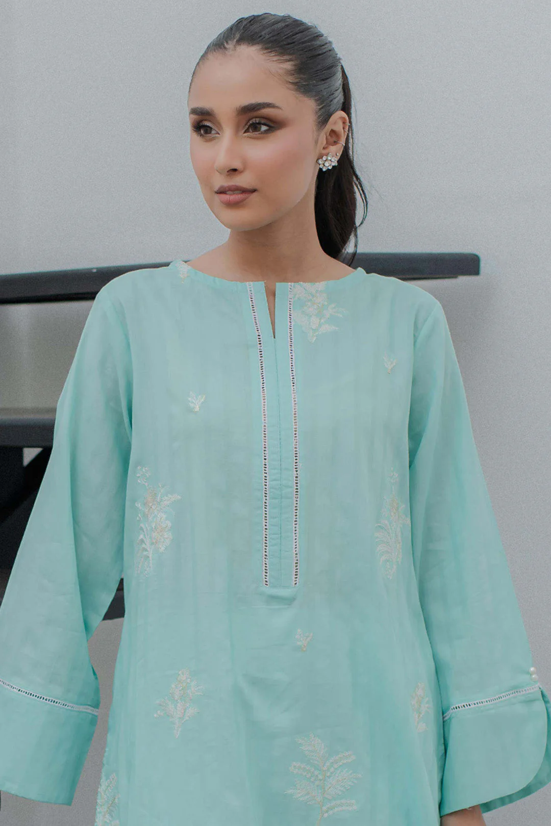 Embroidered Kurta - 1034 - Image 6