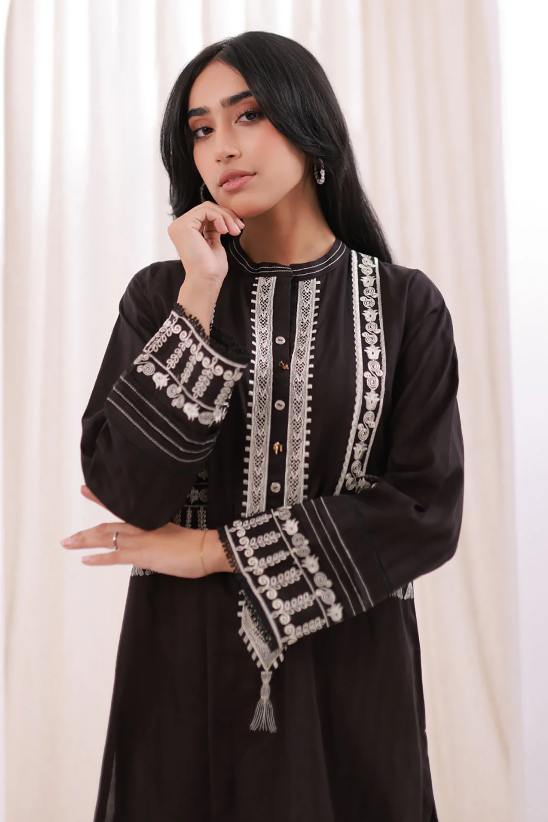 Embroidered Kurta - 1115 - Image 3