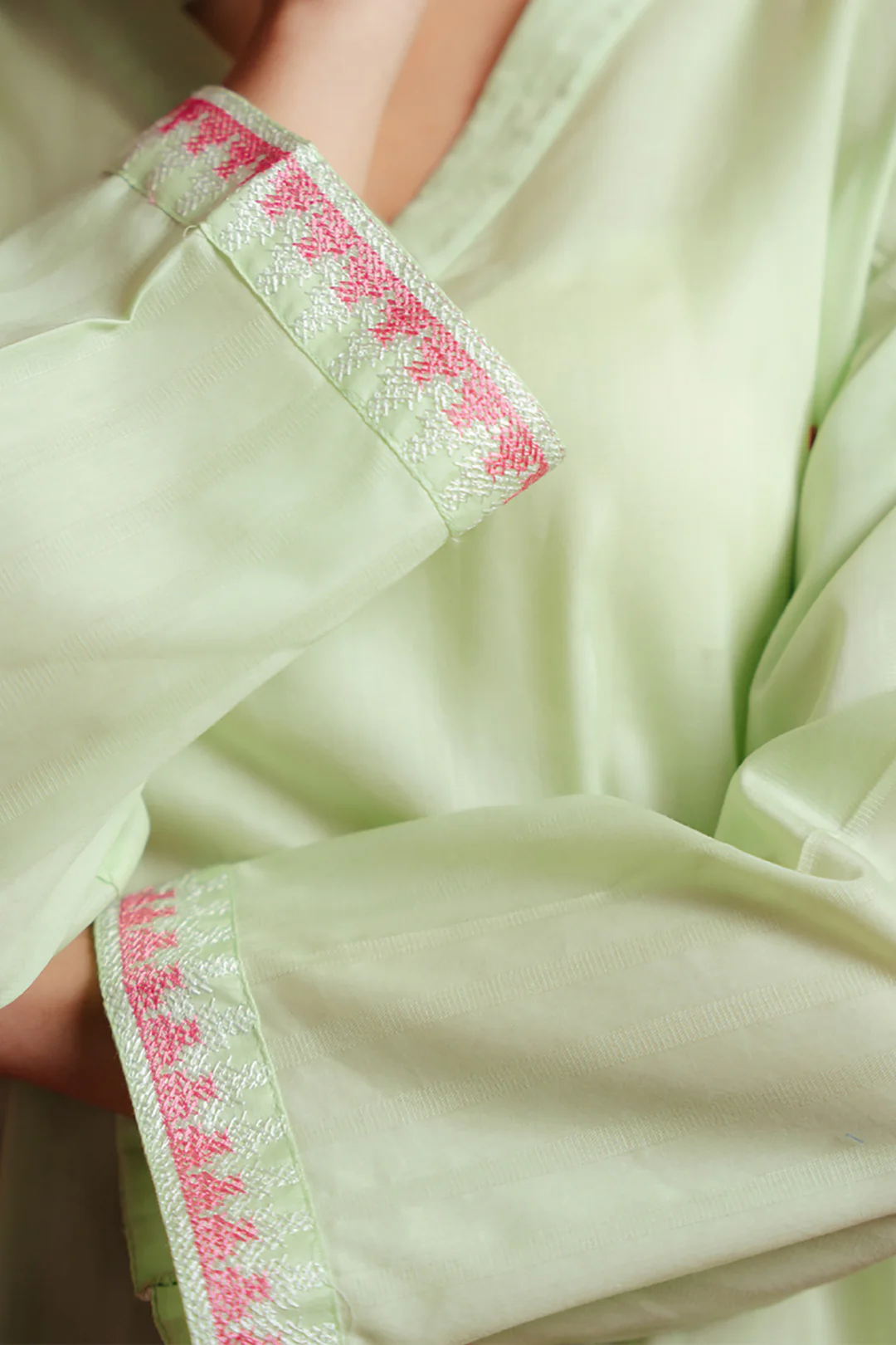 Embroidered Kurta - 1156 - Image 5