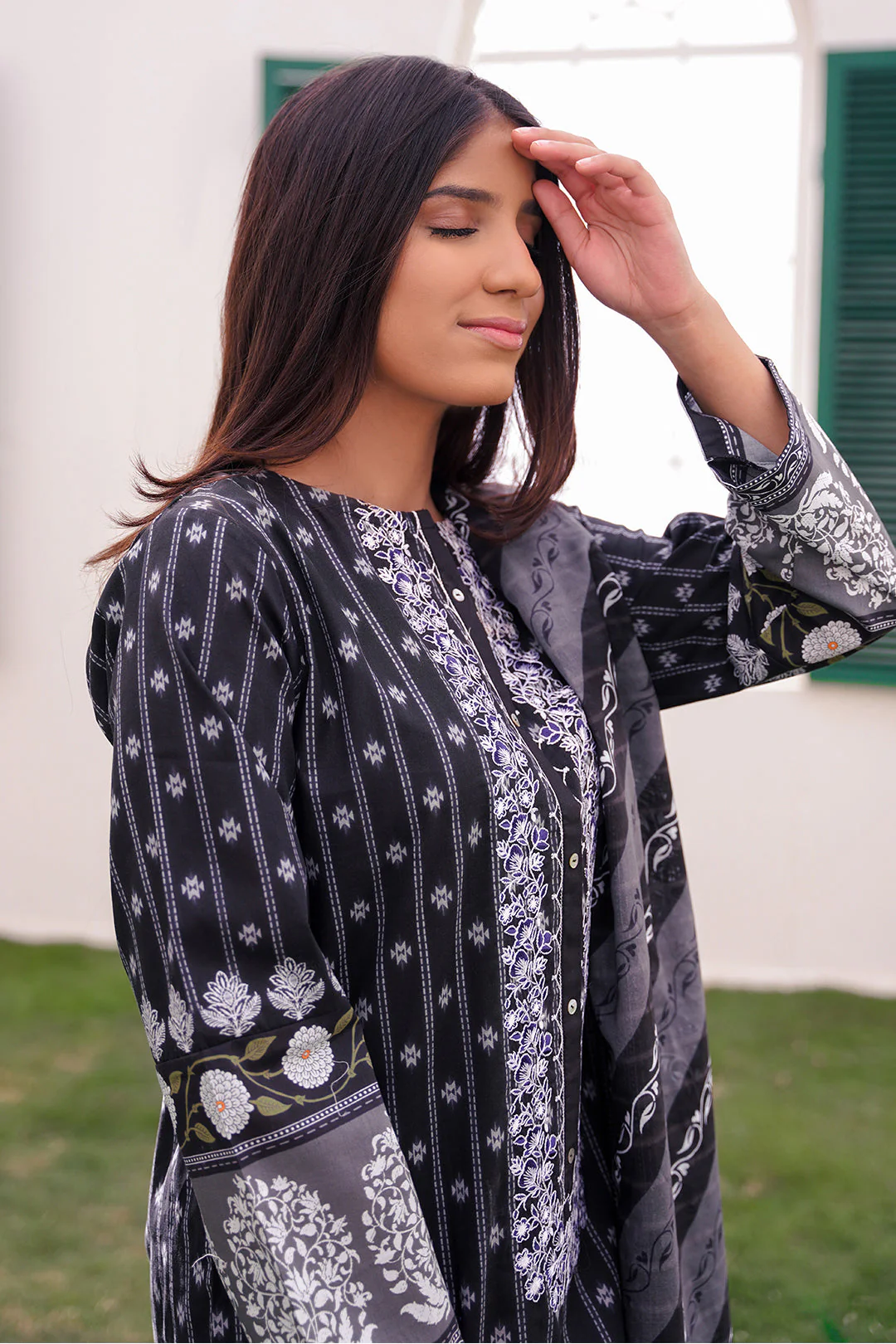Embroidered Kurta Dupatta - 0636 - Image 6