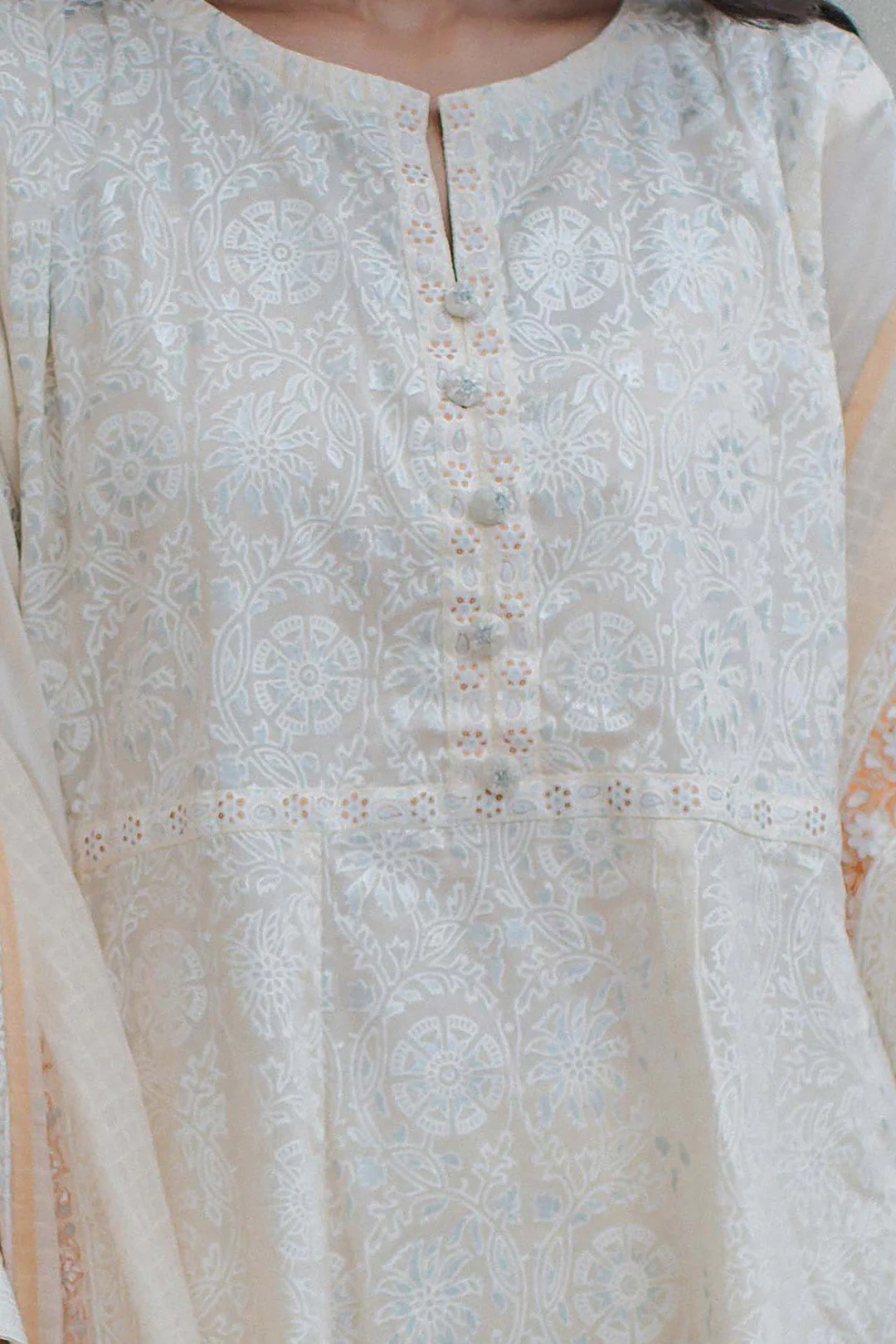 Embroidered Kurta Dupatta - 0749 - Image 4
