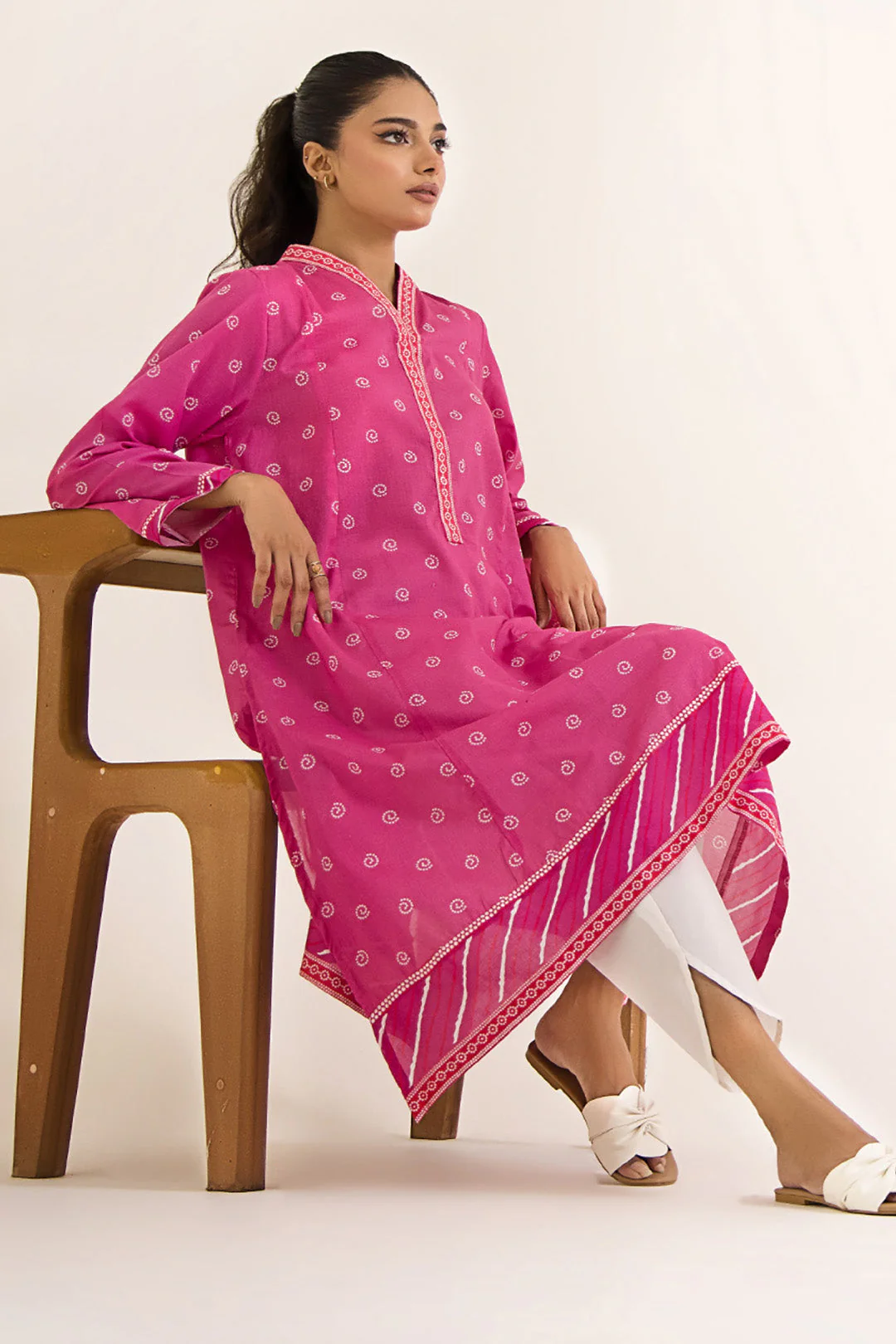 Kurta Dupatta - 1050 - Image 3