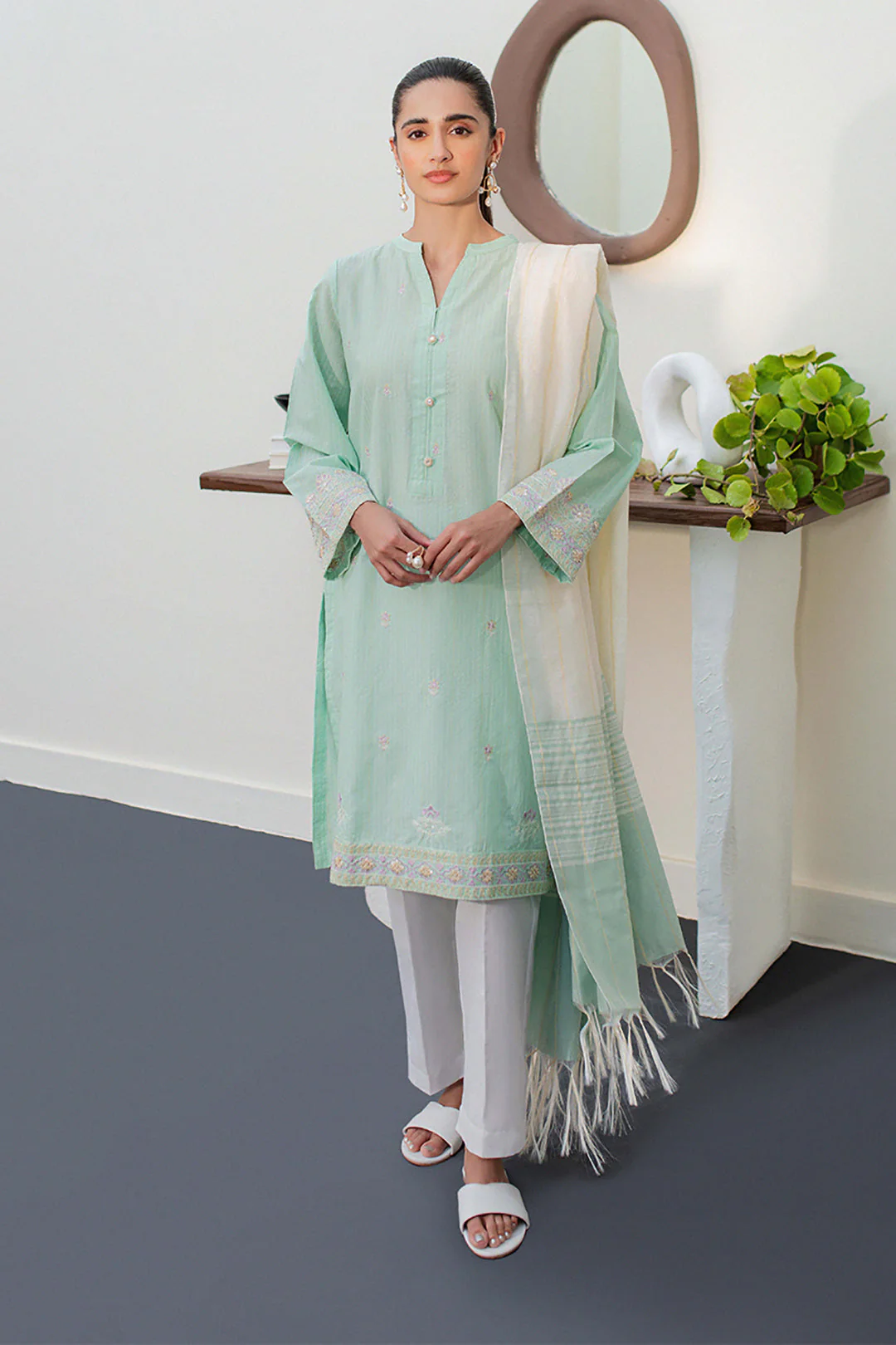 Embroidered Kurta Dupatta - 1088 - Image 2