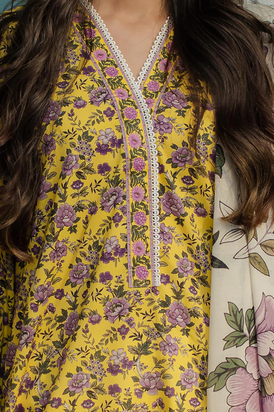 Kurta Dupatta - 1690 - Image 4