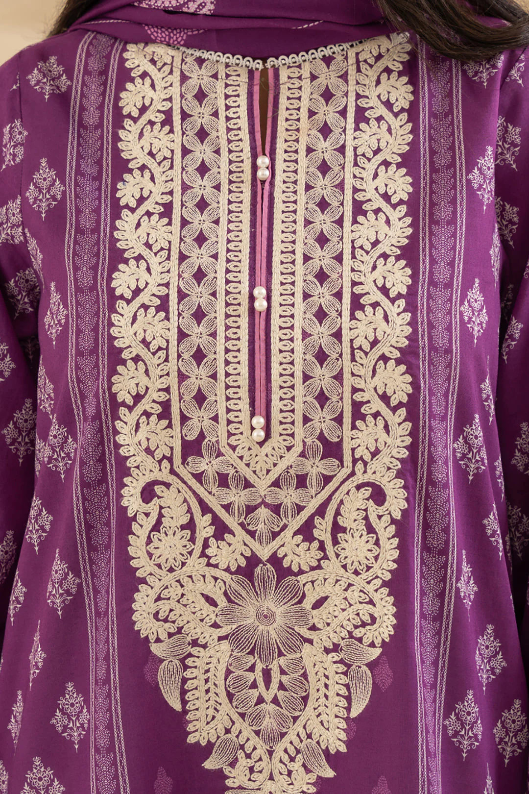 Embroidered Kurta Dupatta - 1710 - Image 4
