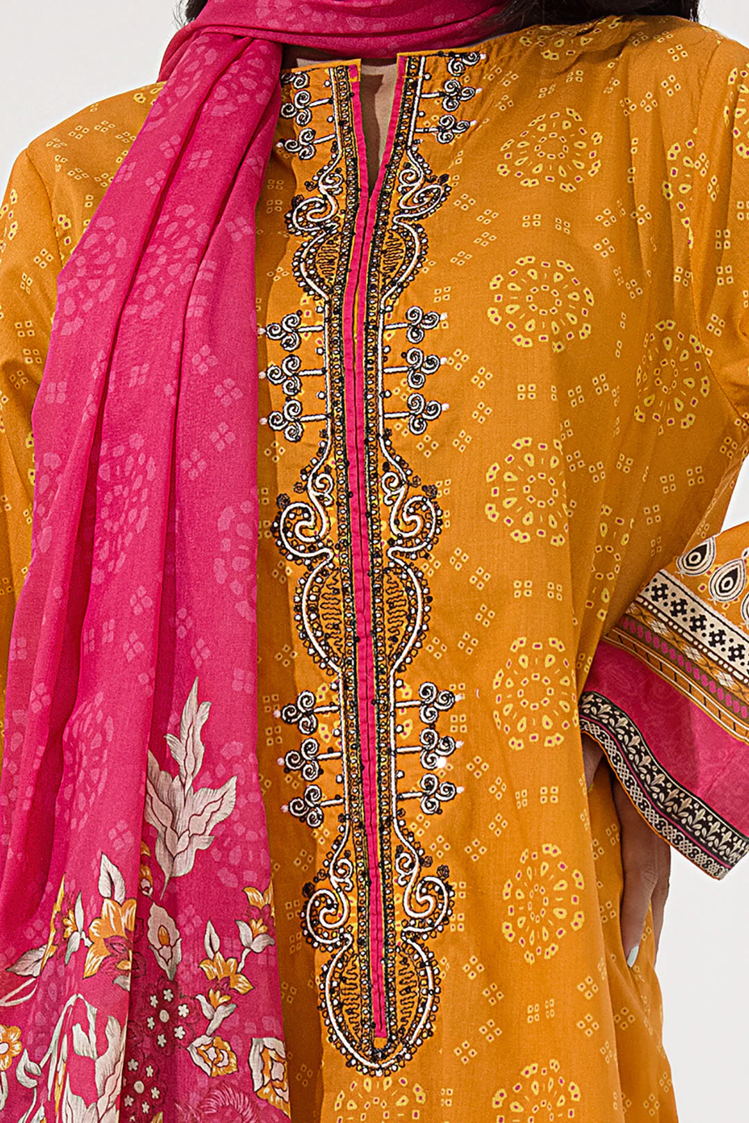 Embroidered Kurta Dupatta Trouser - 0825 - Image 4
