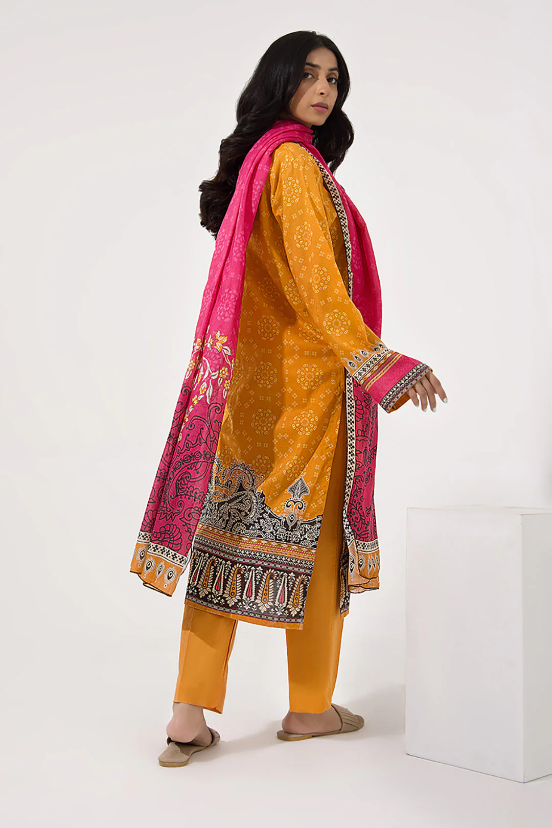 Embroidered Kurta Dupatta Trouser - 0825 - Image 5