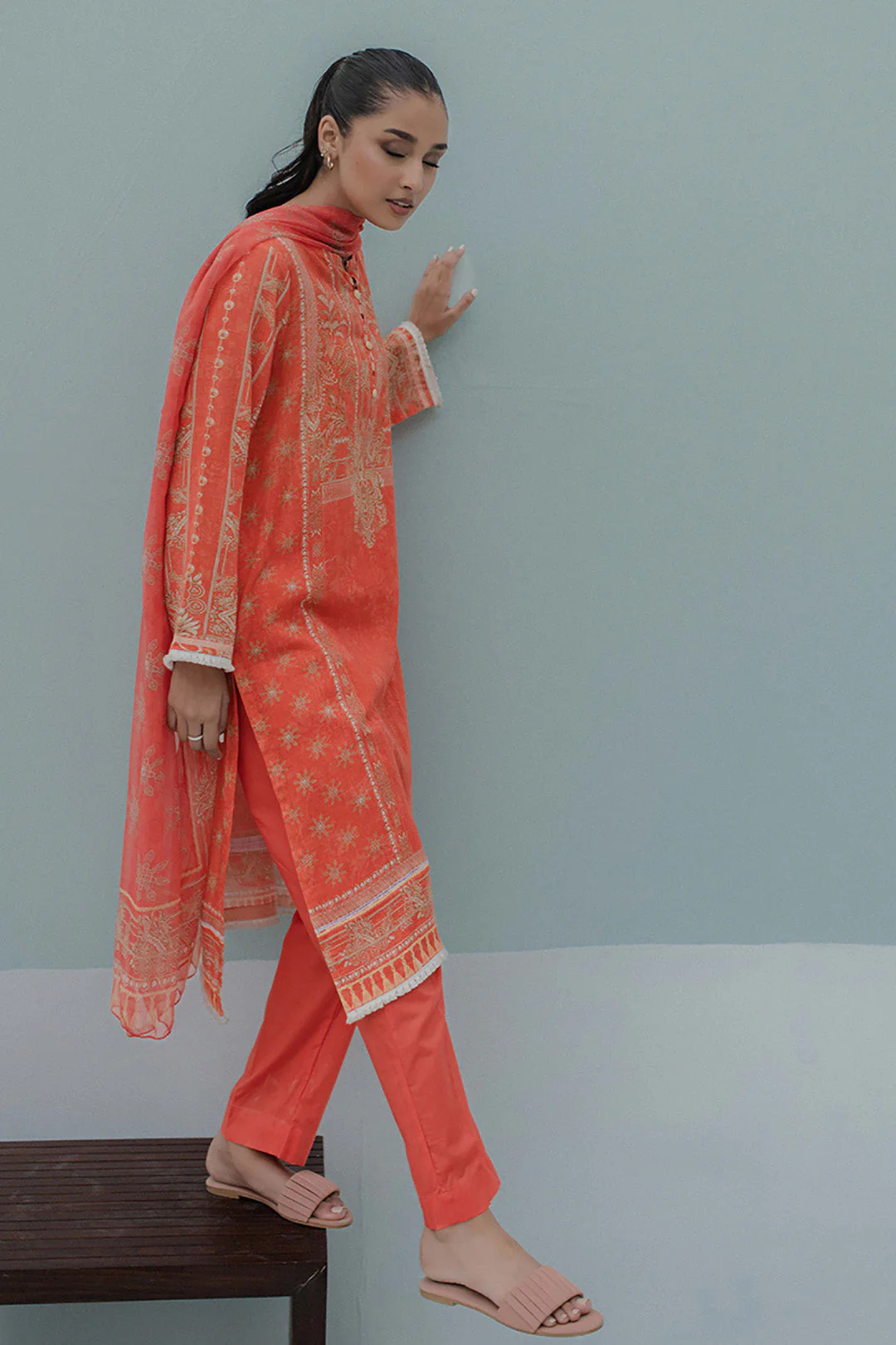 Kurta Dupatta Trouser - 1074 - Image 3