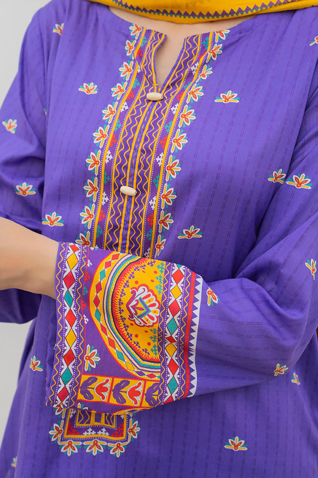 Kurta Dupatta Trouser - 1078 - Image 4