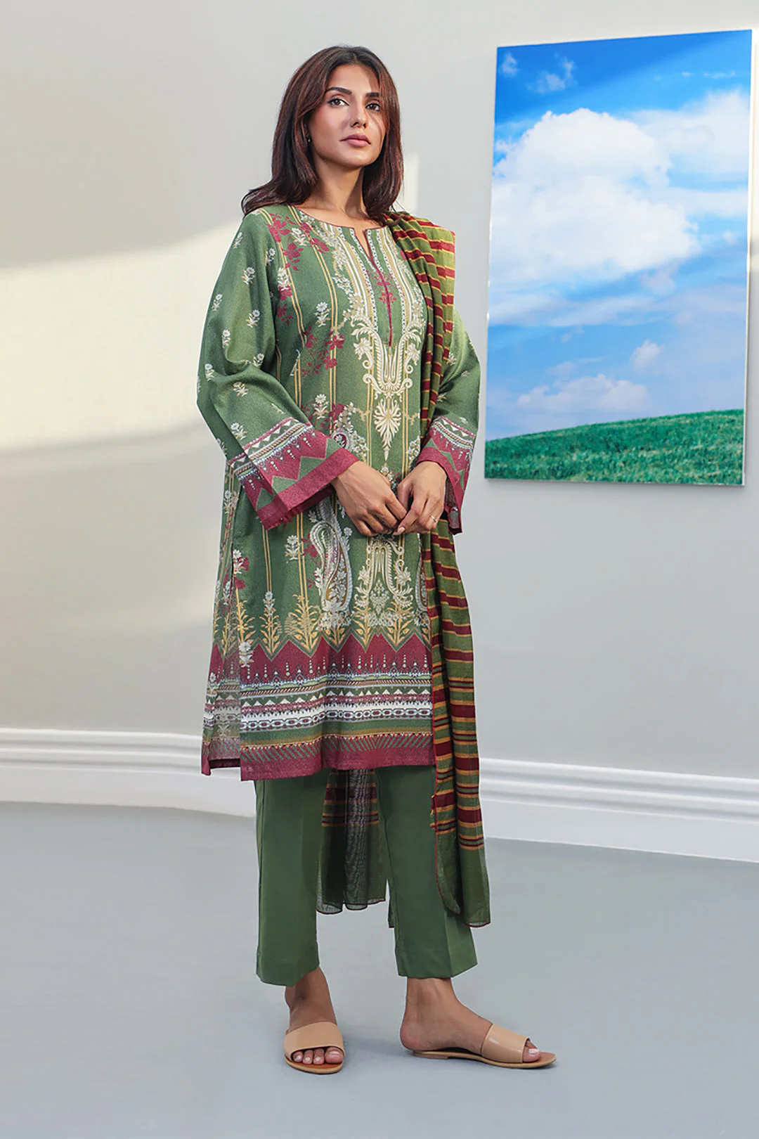 Kurta Dupatta Trouser - 1410 - Image 3