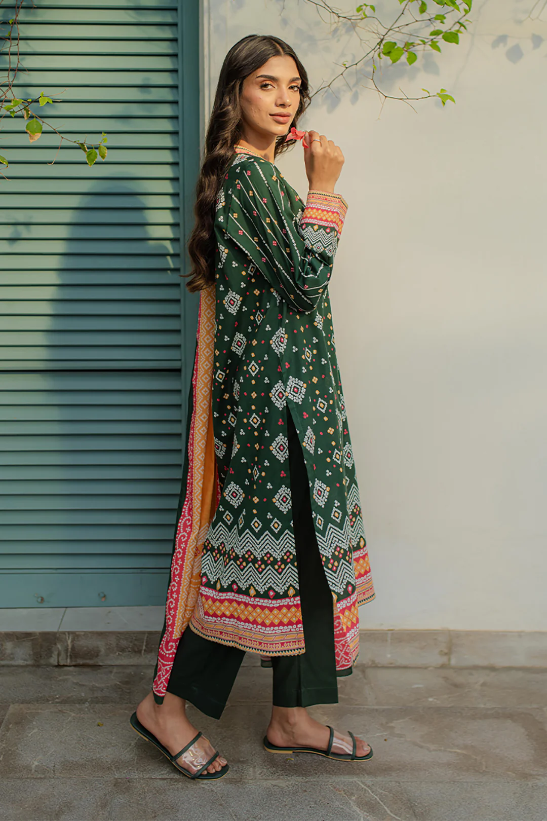 Kurta Dupatta Trouser - 1518 - Image 3