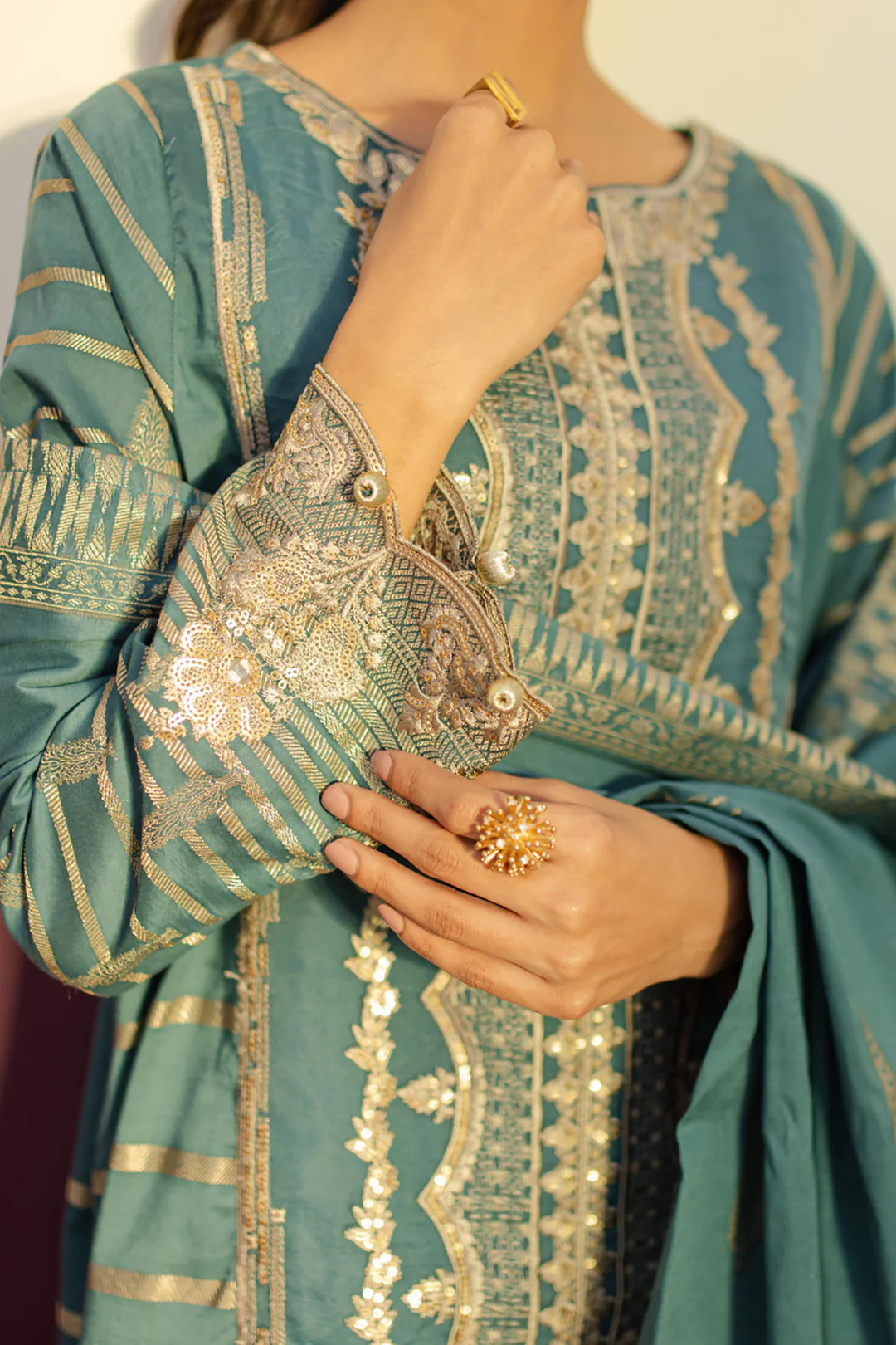 Embroidered Kurta Dupatta Trouser - 3254 - Image 4