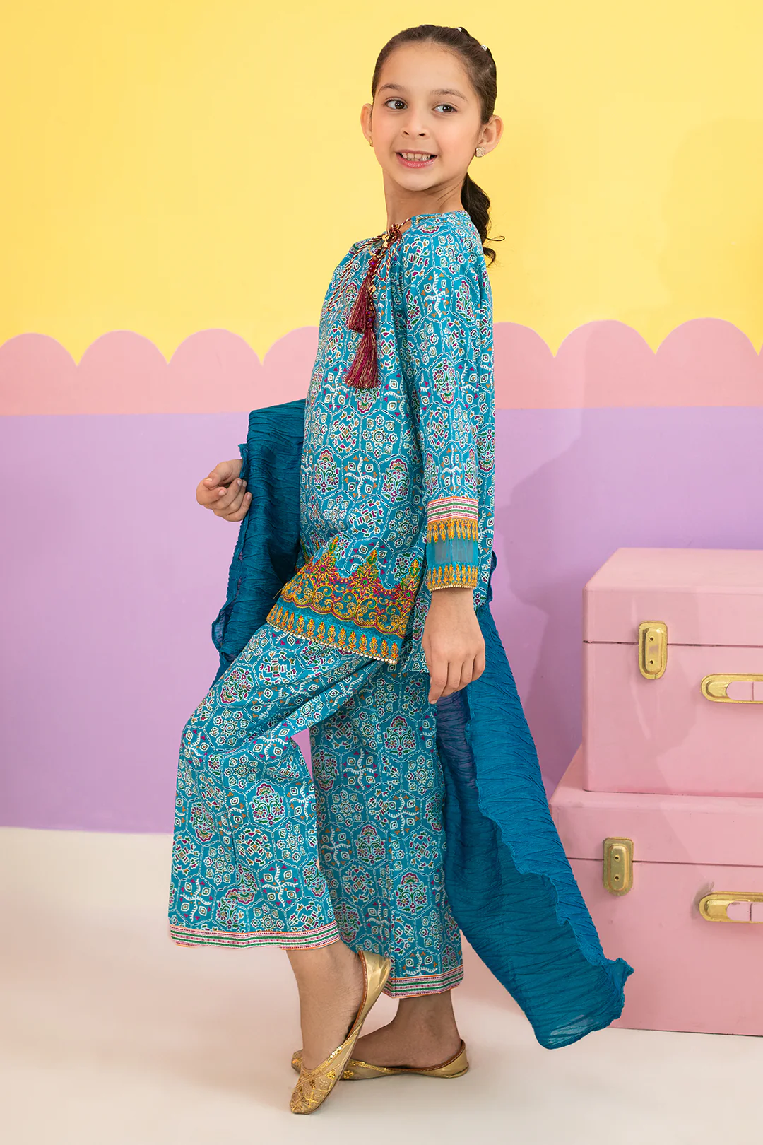 Embroidered Kurta Dupatta Trouser - 3691 - Image 3