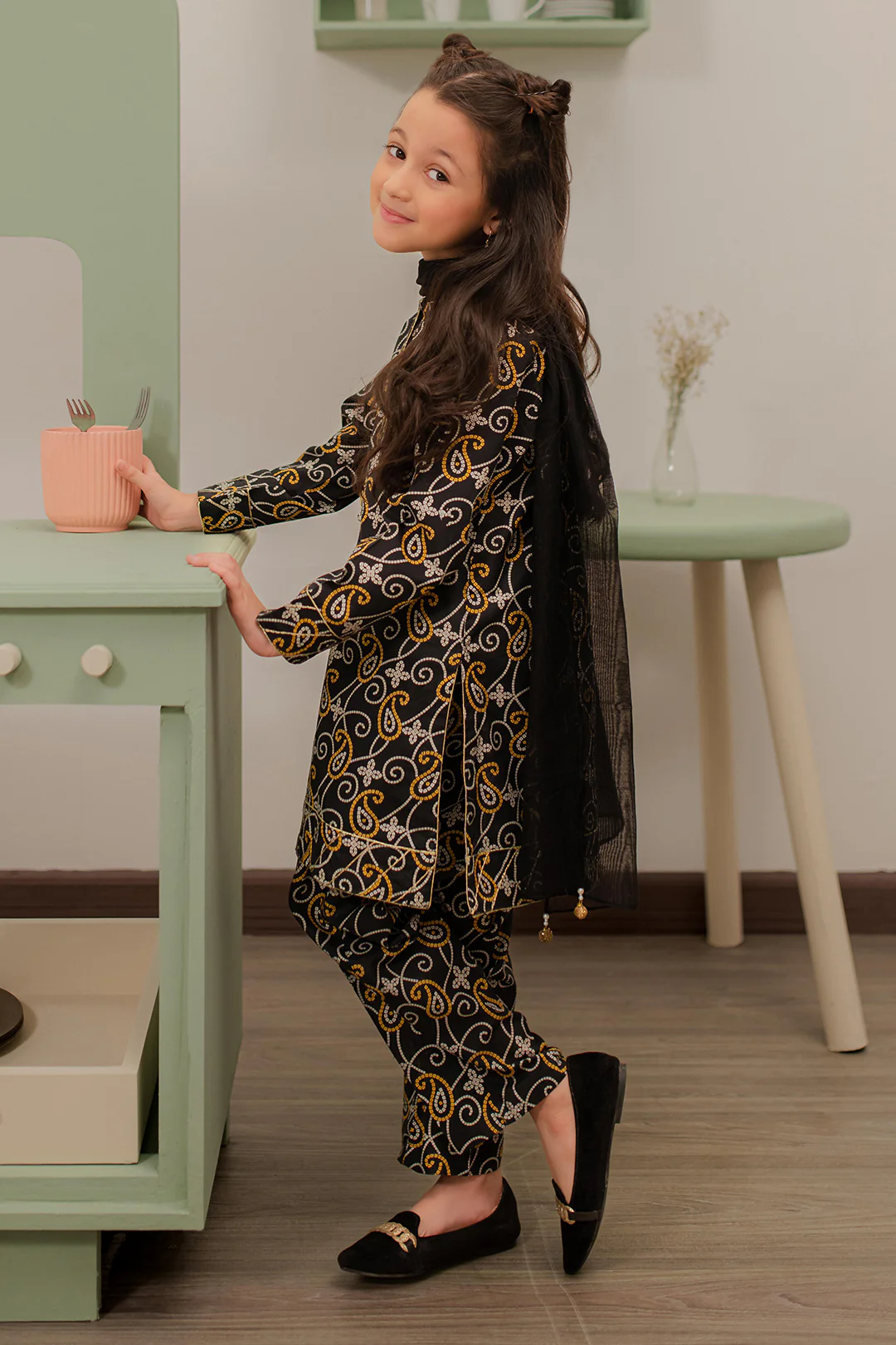 Embroidered Kurta Dupatta Trouser - 3823 - Image 3