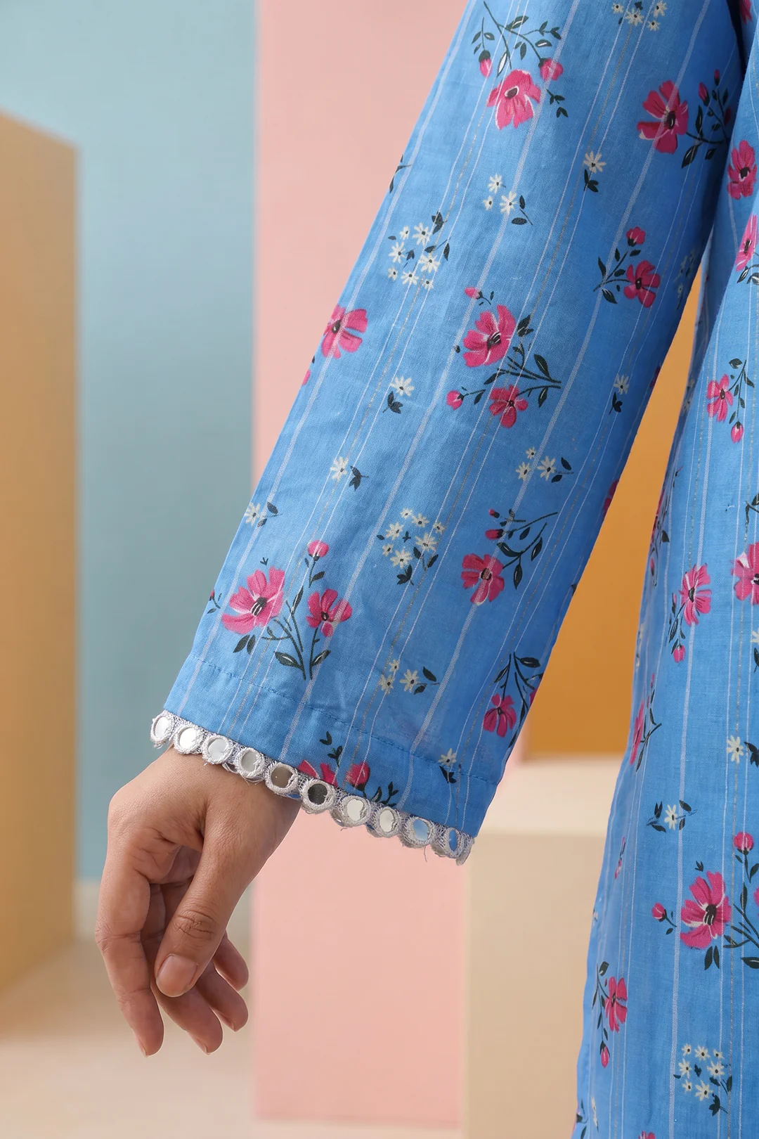 Kurta Dupatta Trouser - 3425 - Image 4