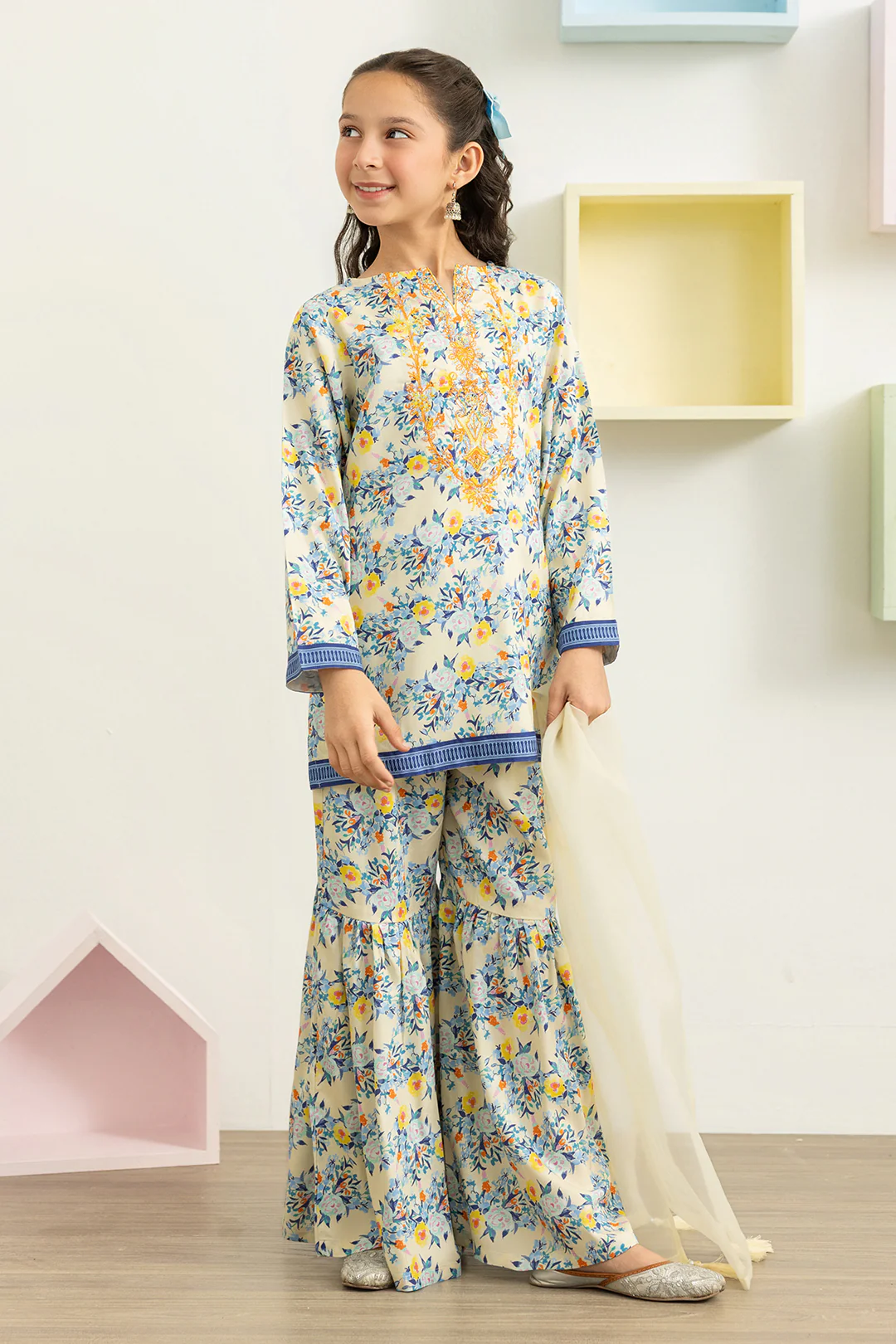 Kurta Dupatta Trouser - 3423 - Image 2