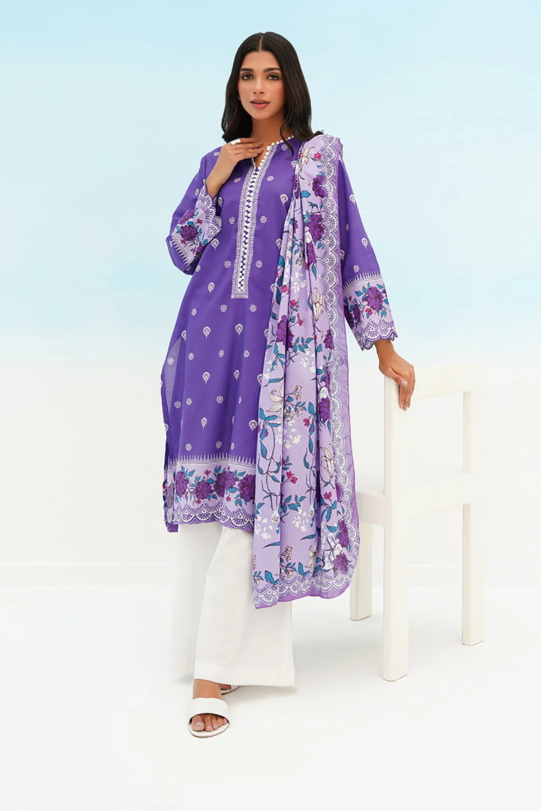 Kurta Dupatta Trouser - 1324 - Image 2