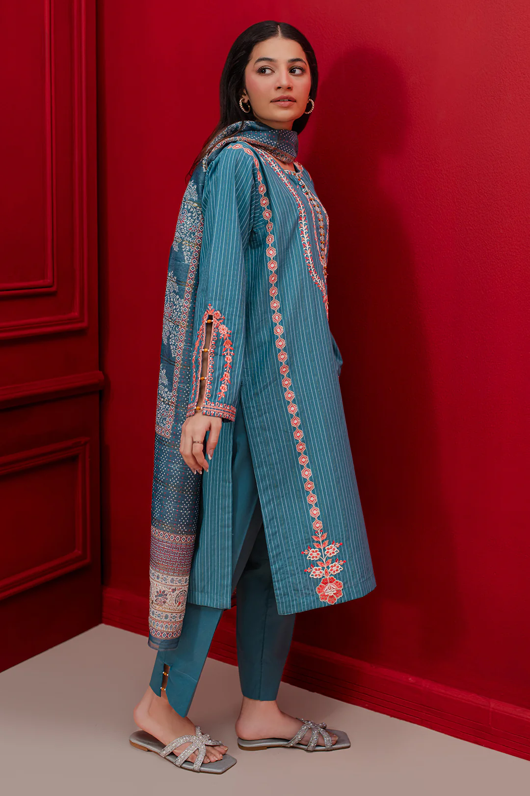 Embroidered Kurta Dupatta Trouser - 1265 - Image 3