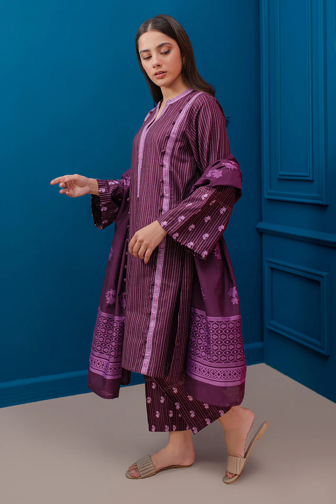 Embroidered Kurta Dupatta Trouser - 1278 - Image 3