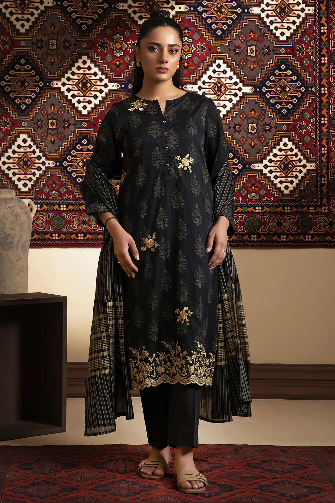 Embroidered Kurta Dupatta Trouser - 2298