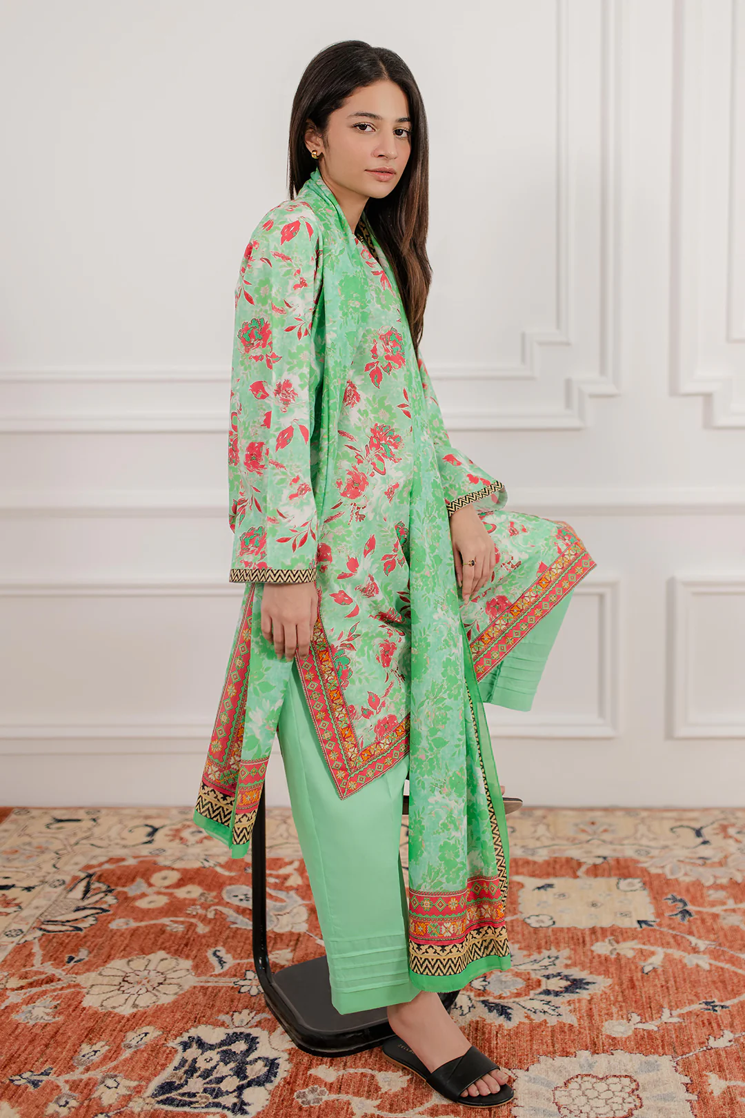 Kurta Dupatta Trouser - 2829 - Image 3