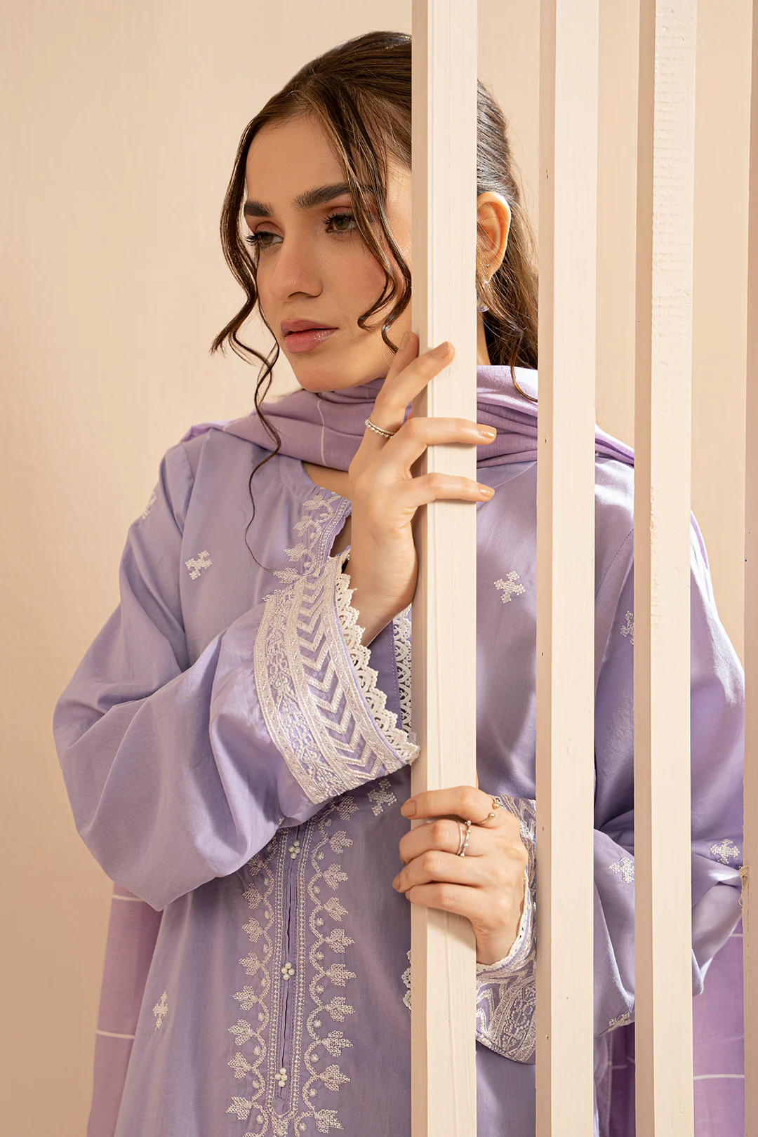 Embroidered Kurta Dupatta Trouser - 2833 - Image 3