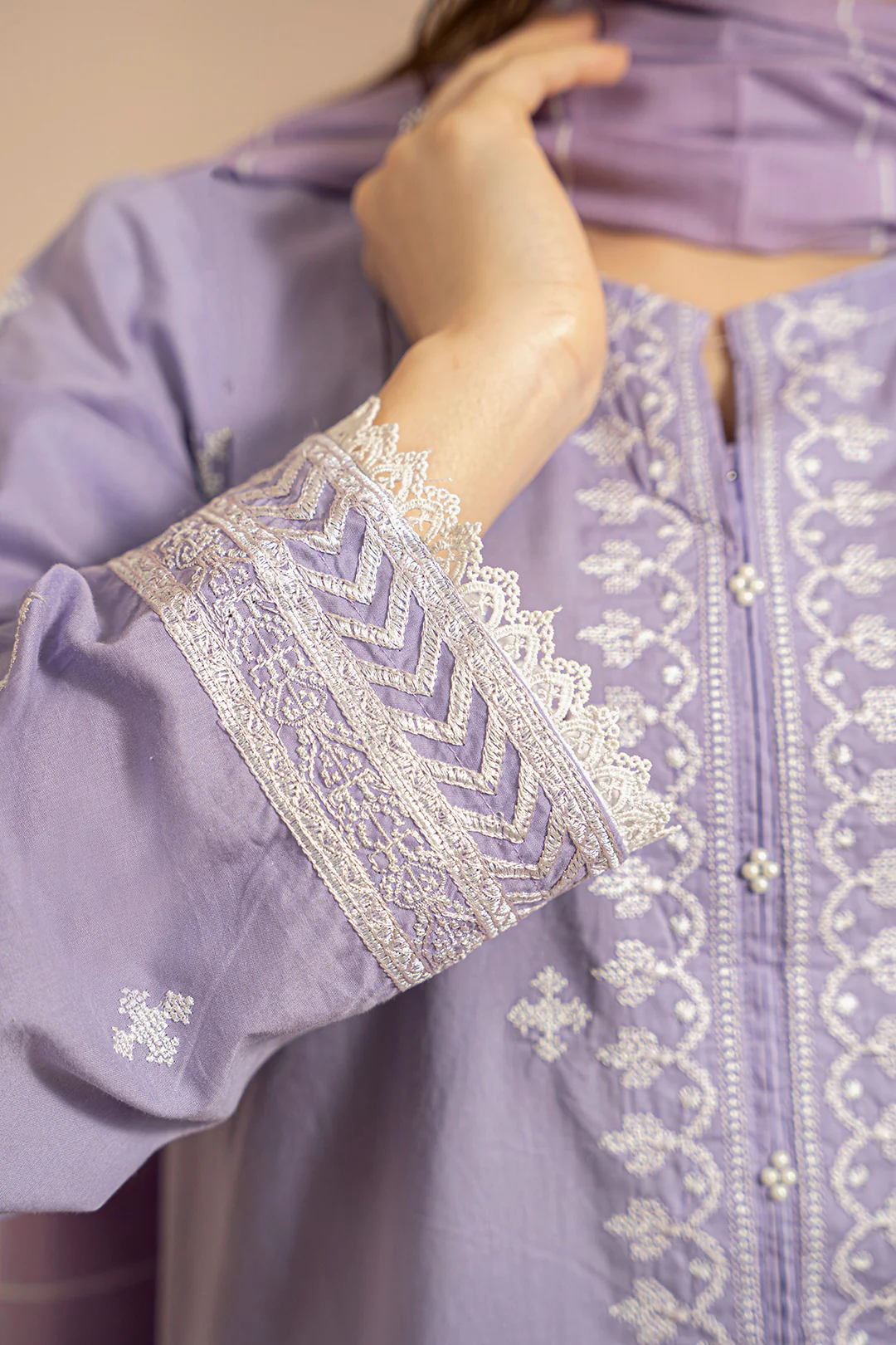 Embroidered Kurta Dupatta Trouser - 2833 - Image 4