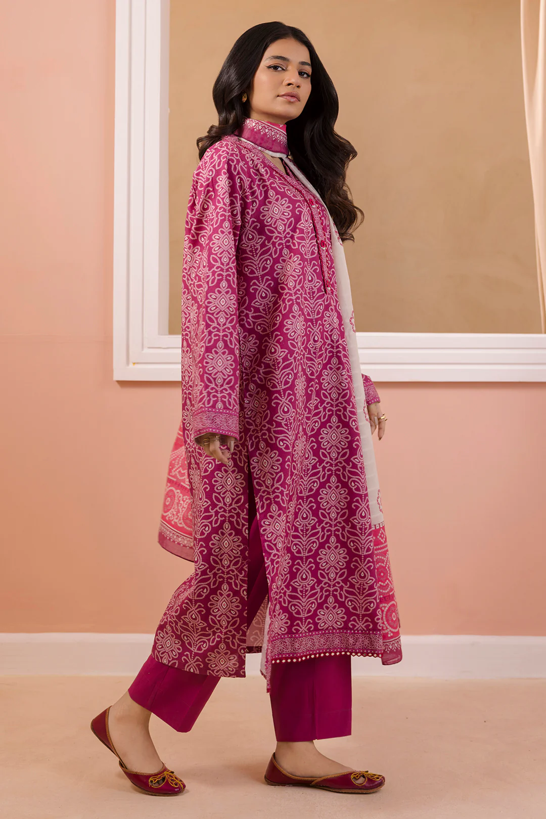 Kurta Dupatta Trouser - 3224 - Image 3