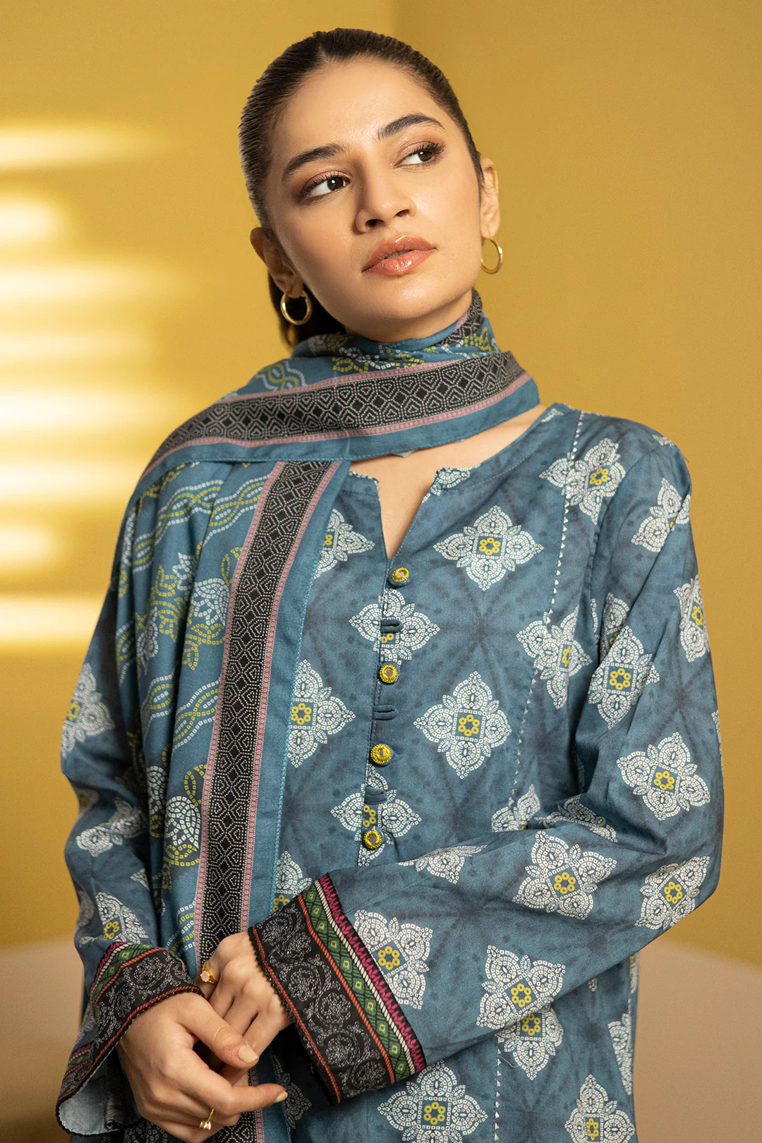 Kurta Dupatta Trouser - 3244 - Image 4