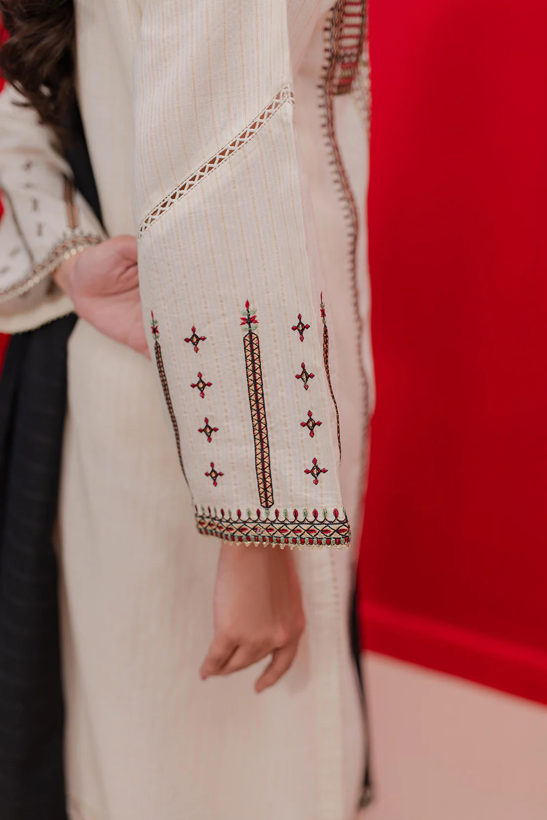 Embroidered Kurta Dupatta Trouser - 3342 - Image 5