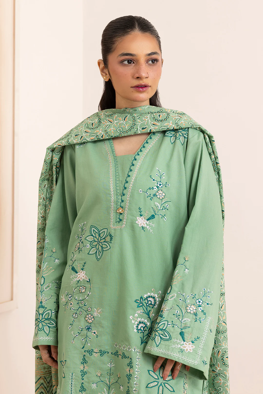 Embroidered Kurta Dupatta Trouser - 2501 - Image 2