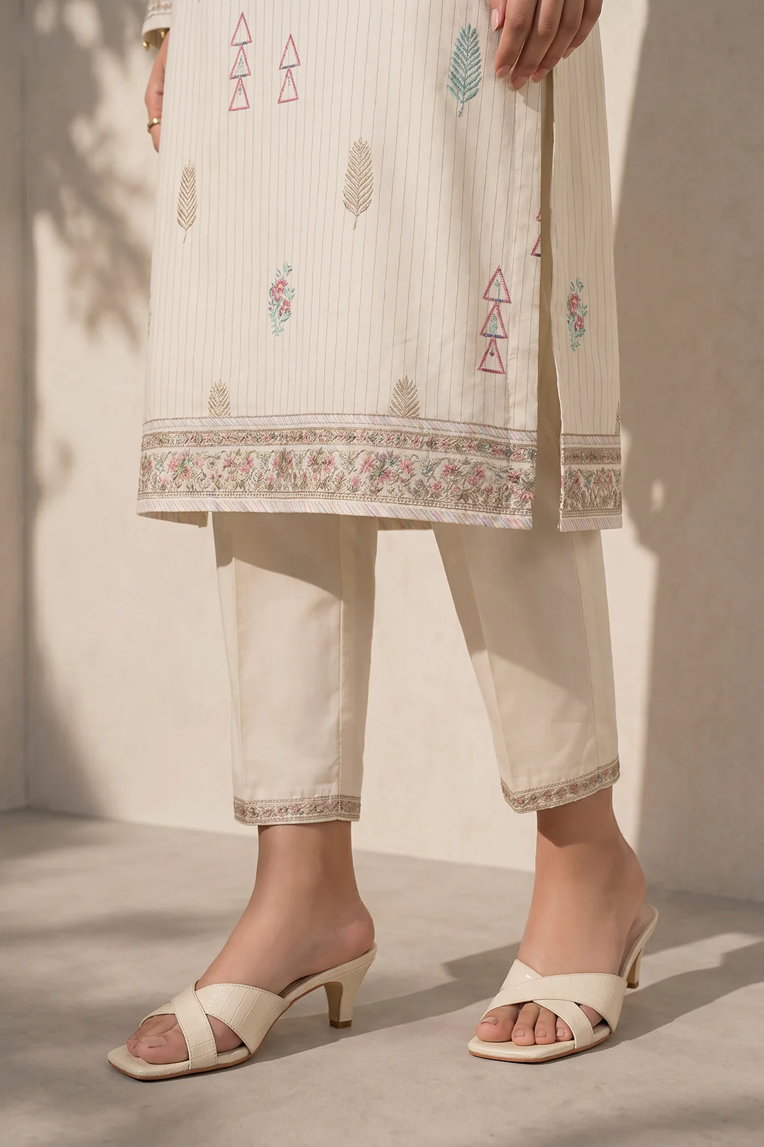 Embroidered Kurta Dupatta Trouser - 2508 - Image 4
