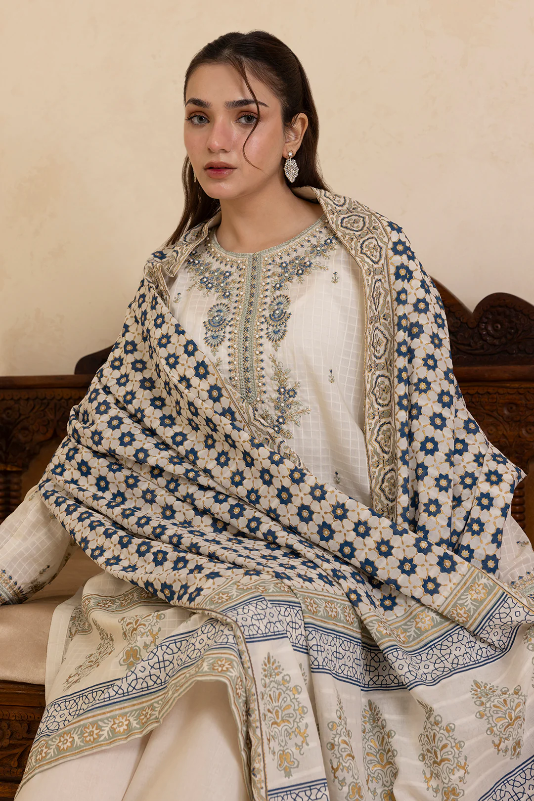 Embroidered Kurta Dupatta Trouser - 2509 - Image 3