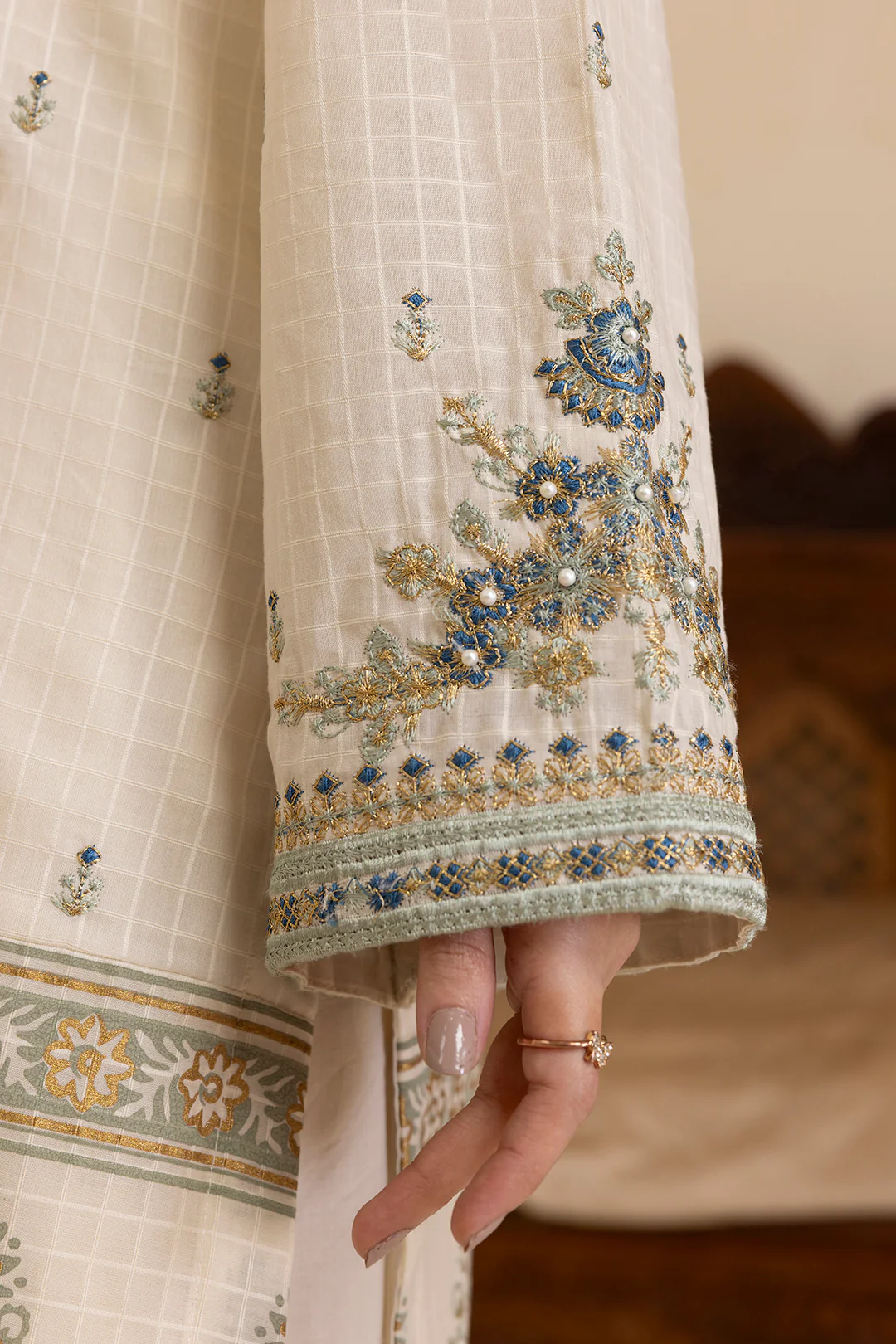 Embroidered Kurta Dupatta Trouser - 2509 - Image 8