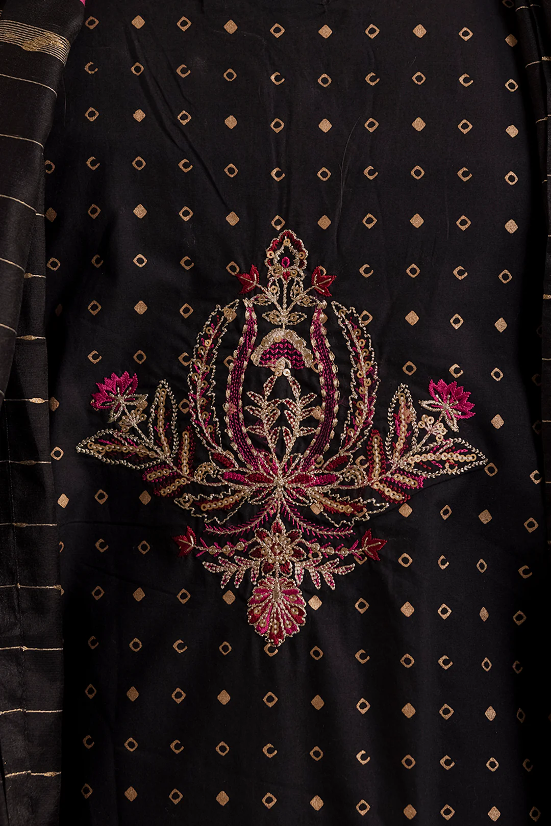 Embroidered Kurta Dupatta Trouser - 2514 - Image 5