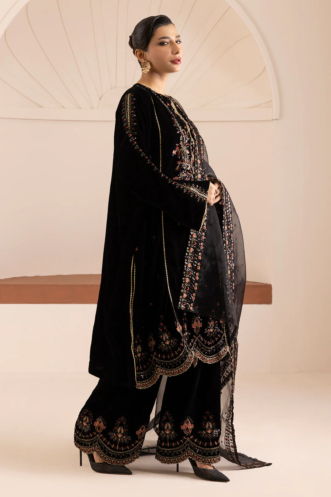 Embroidered Kurta Dupatta Trouser - 0731 - Image 4