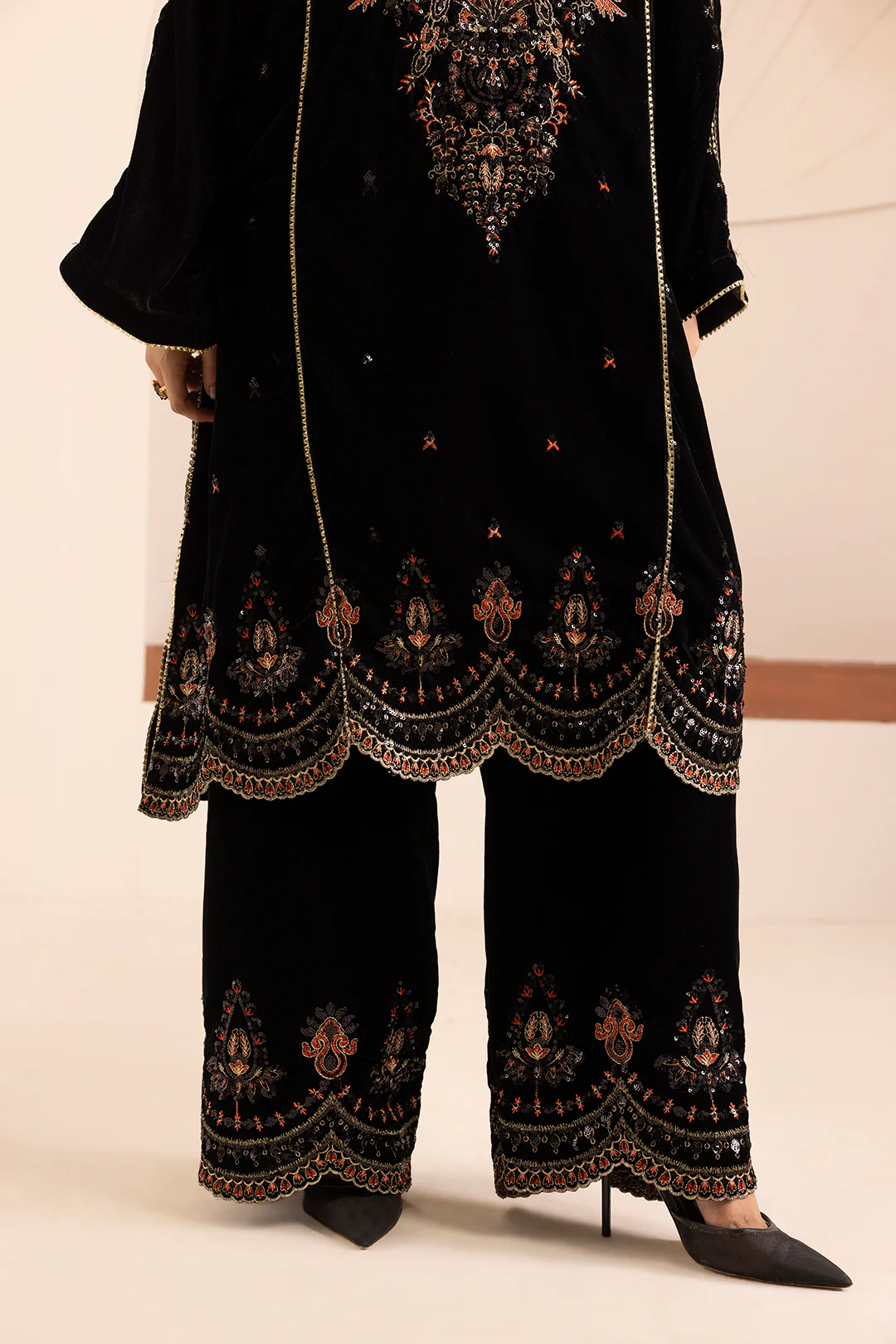 Embroidered Kurta Dupatta Trouser - 0731 - Image 6