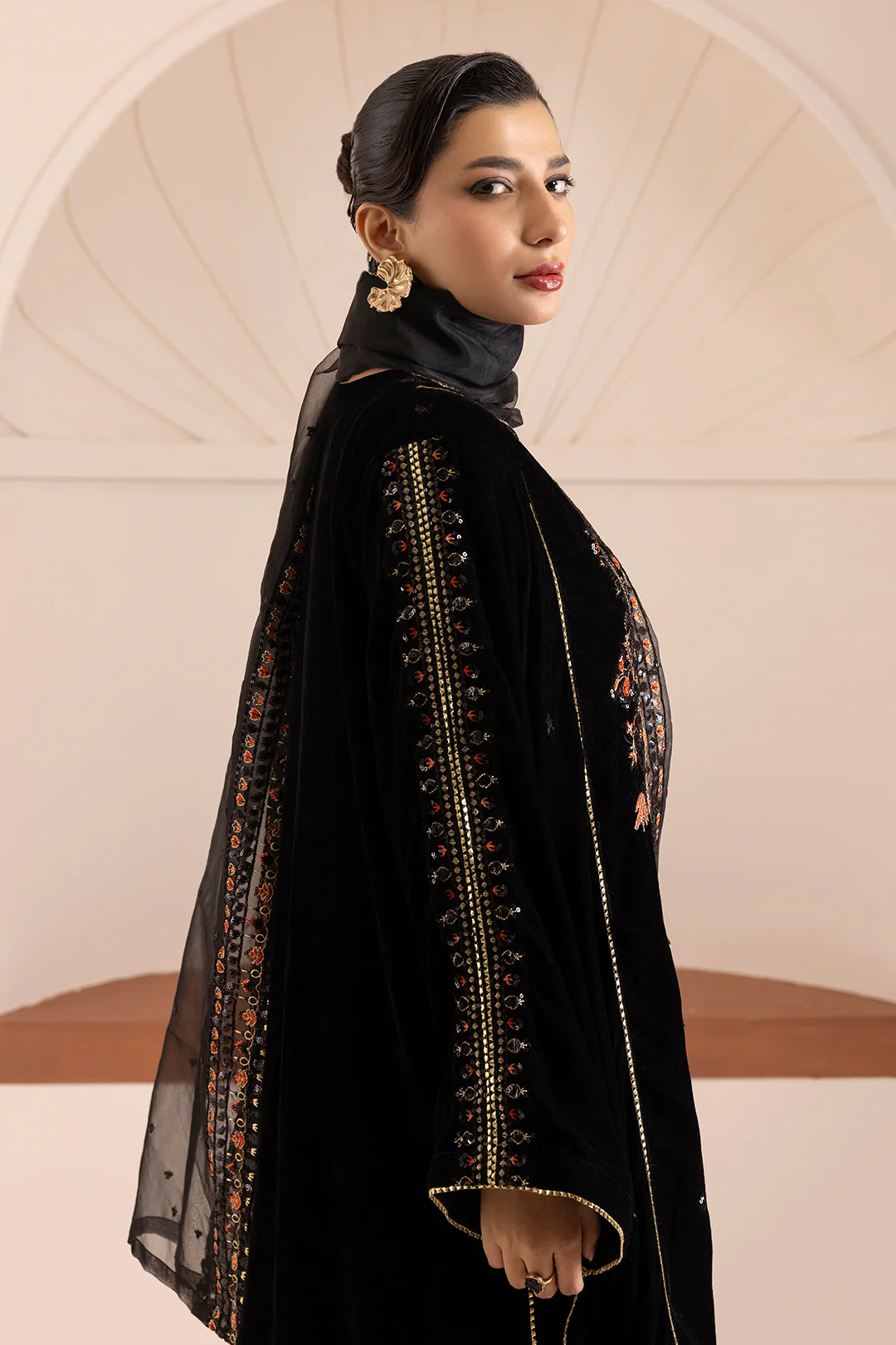 Embroidered Kurta Dupatta Trouser - 0731 - Image 9