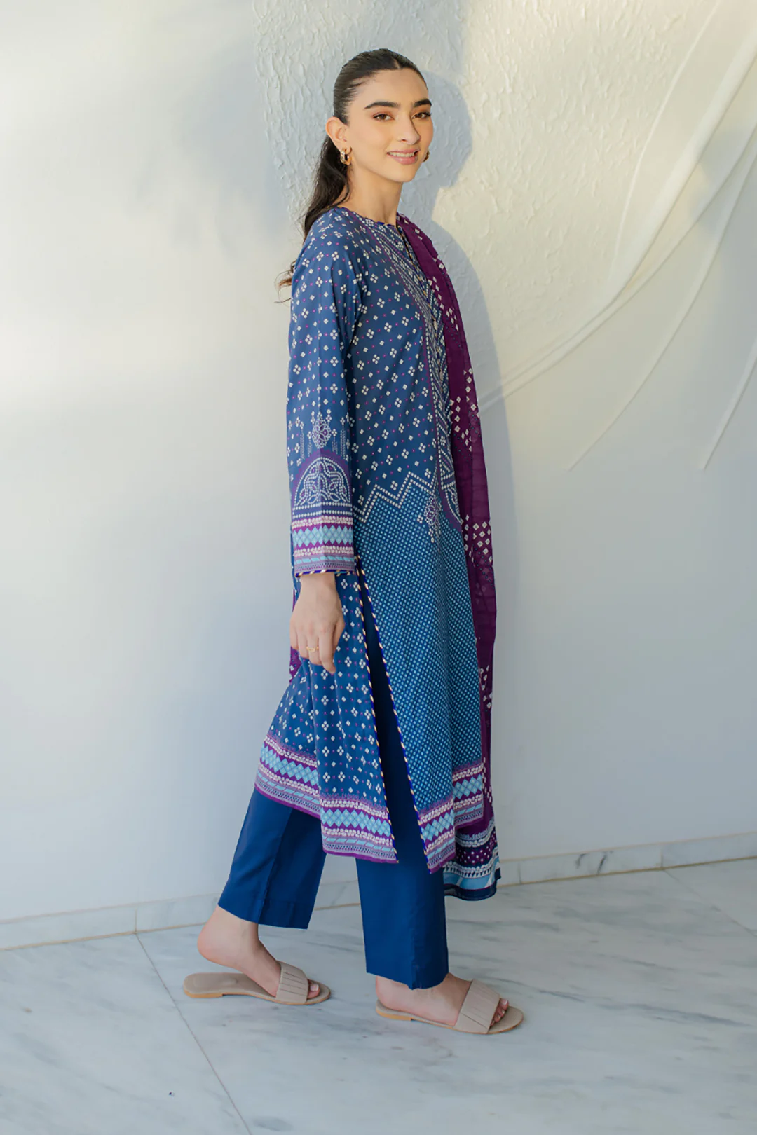 Kurta Dupatta Trouser - 1742 - Image 3