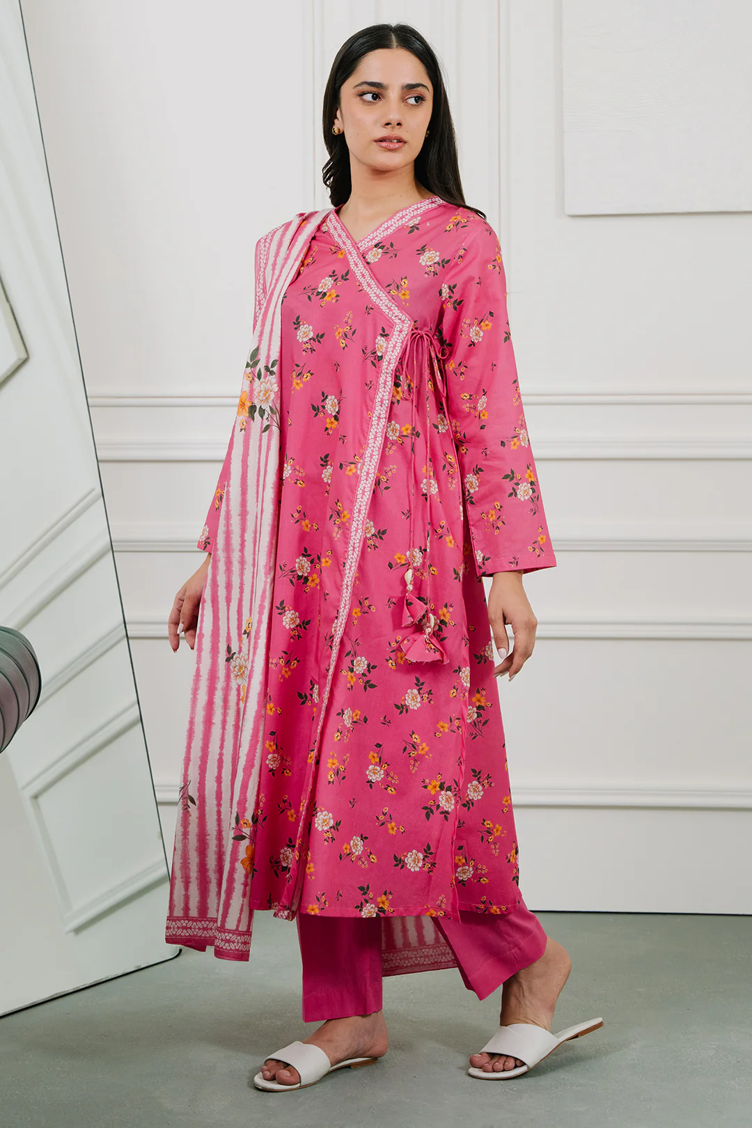 Kurta Dupatta Trouser - 1749 - Image 3