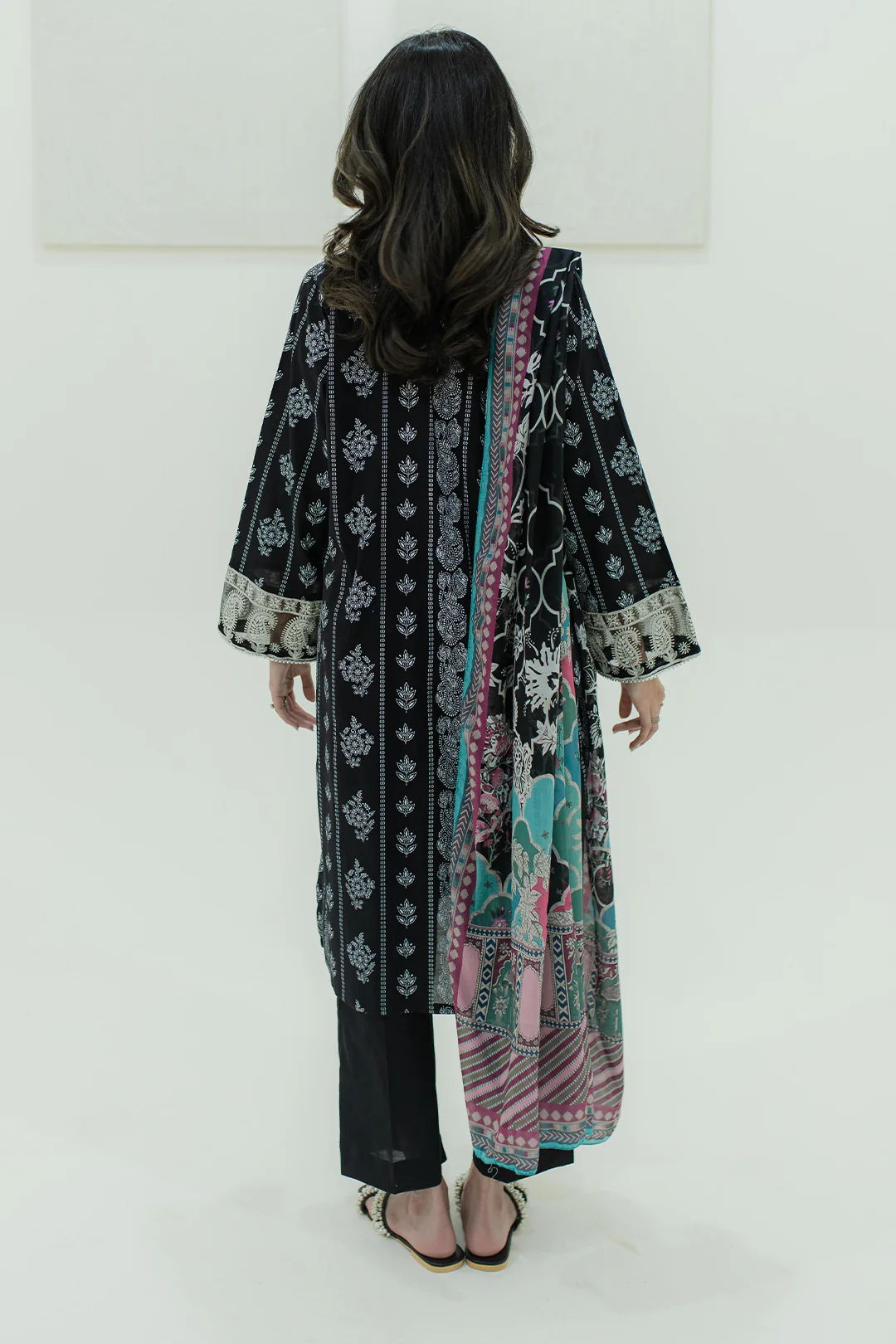 Embroidered Kurta Dupatta Trouser - 1764 - Image 3