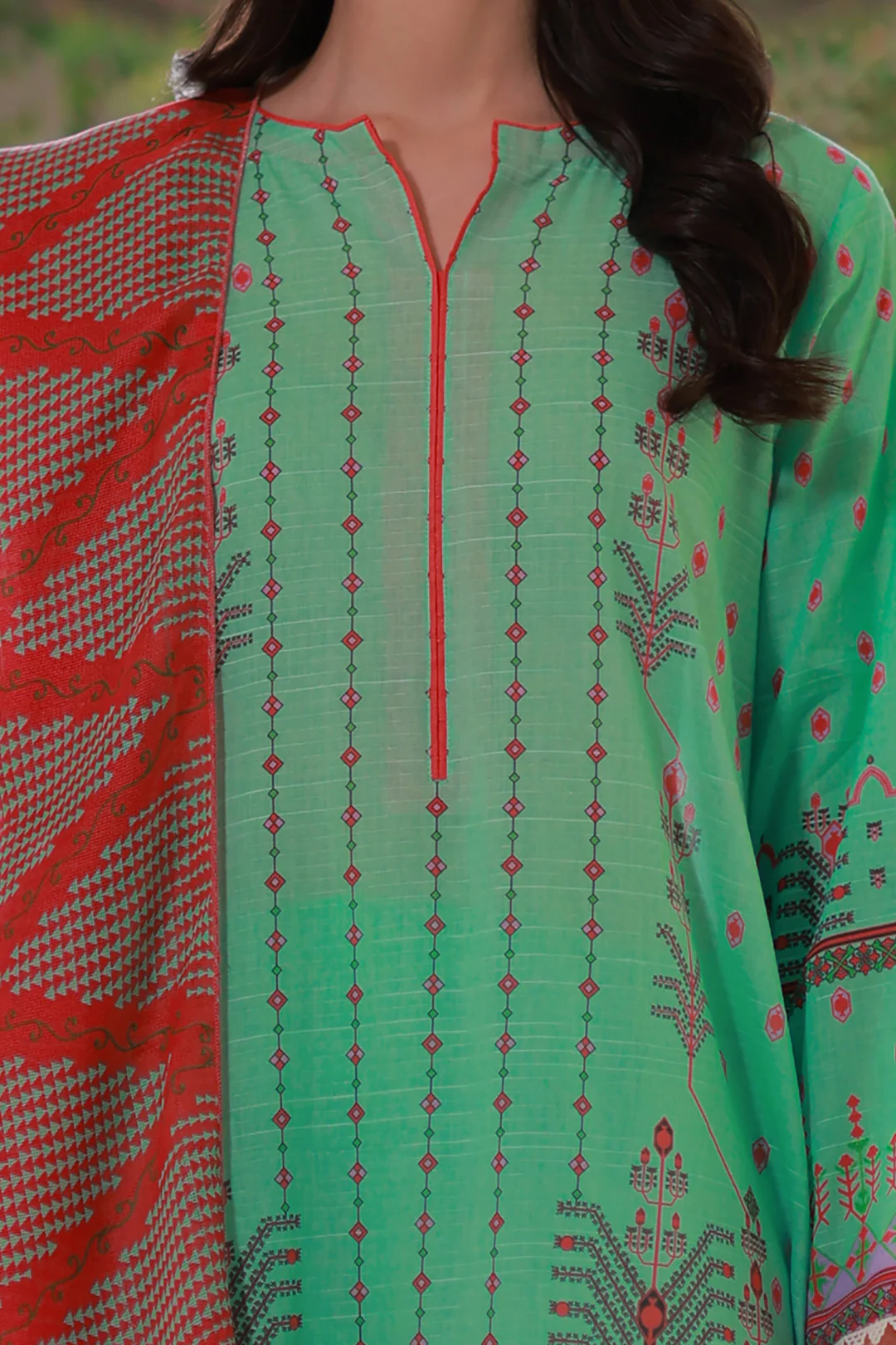 Kurta Dupatta Trouser - 1944 - Image 4