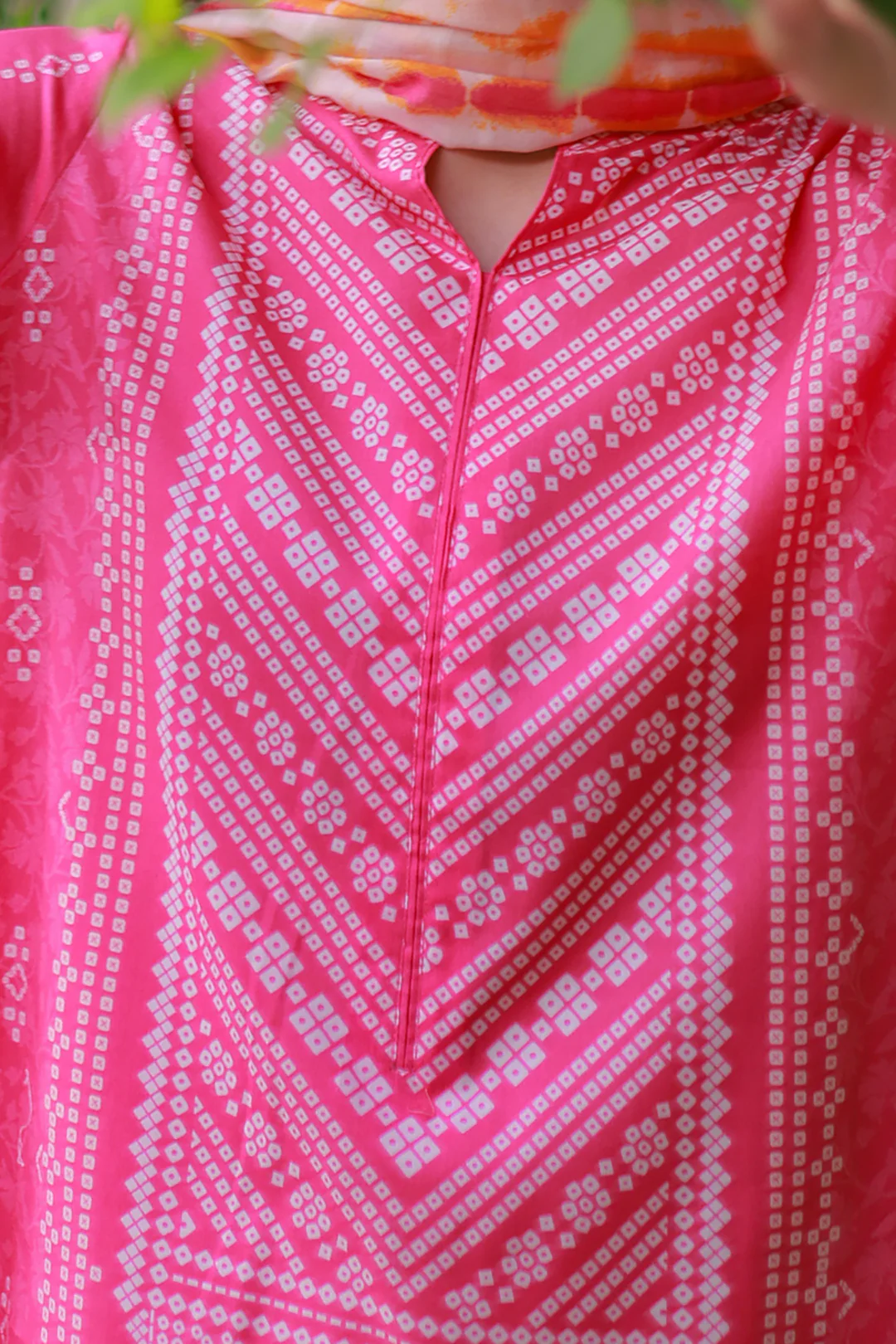 Kurta Dupatta Trouser - 1945 - Image 4